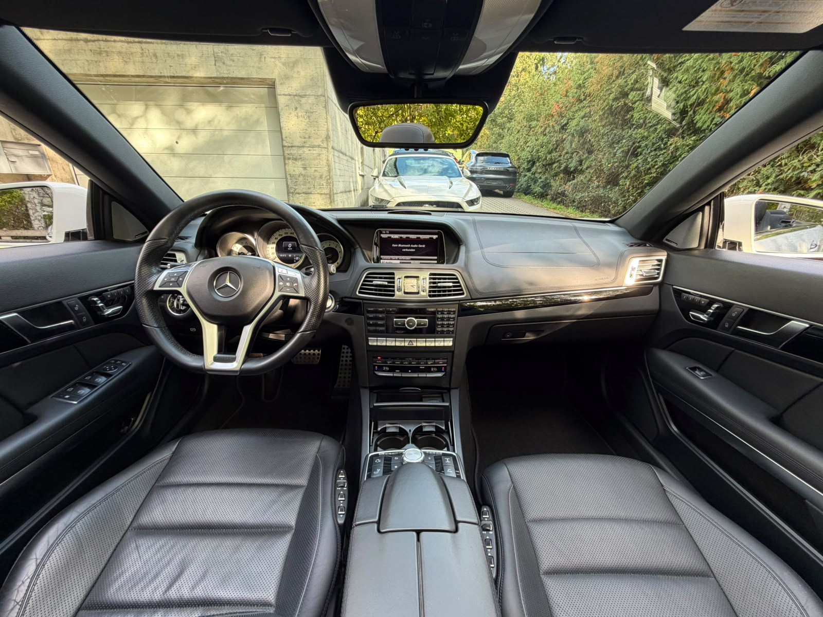 MERCEDES-BENZ E 500 7G-Tronic-image-16