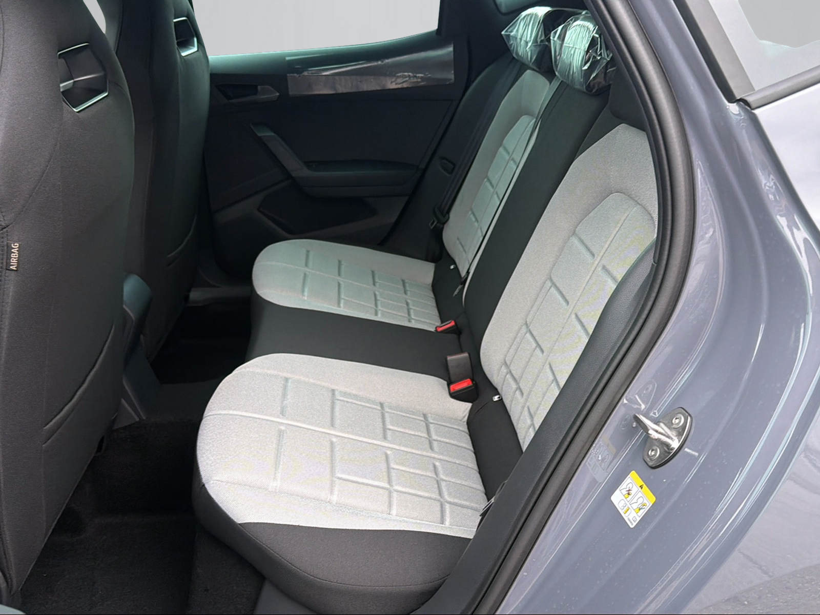 SEAT Ibiza 1.0 EcoTSI Move FR DSG-image-8