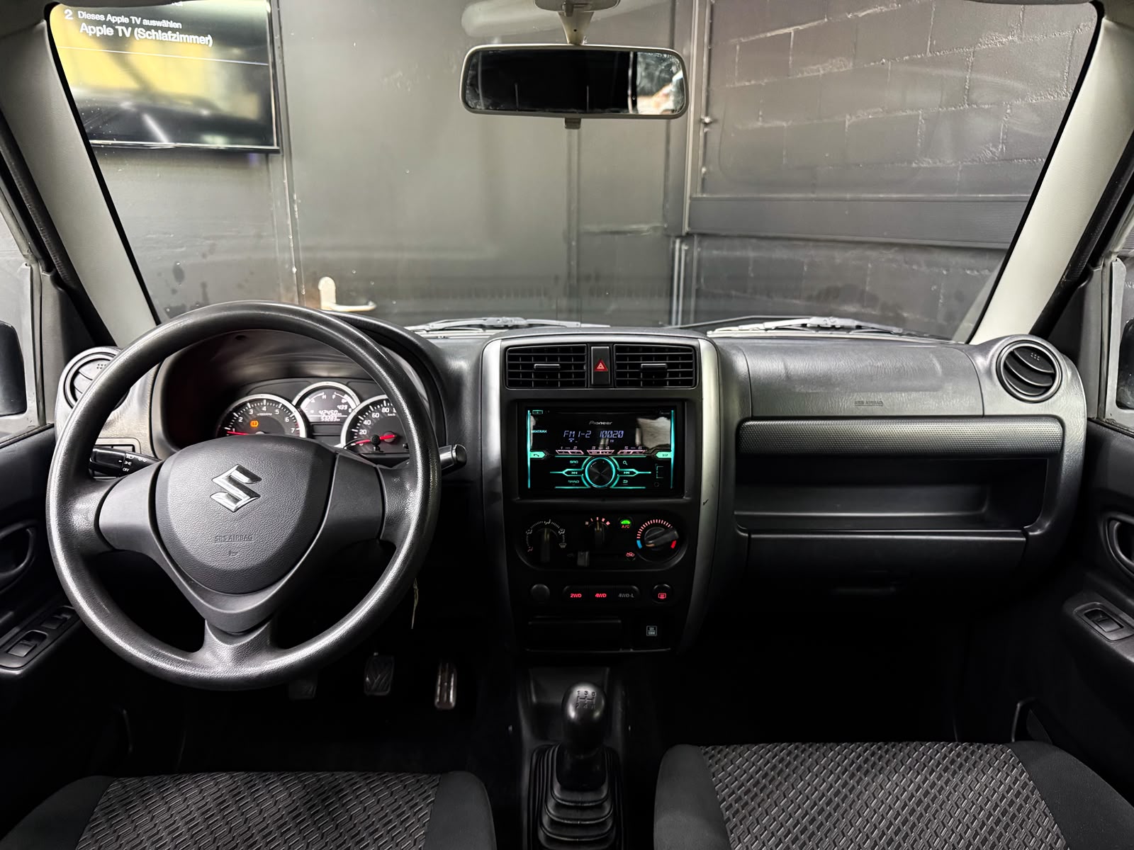 SUZUKI Jimny 1.3 16V Unico-image-11