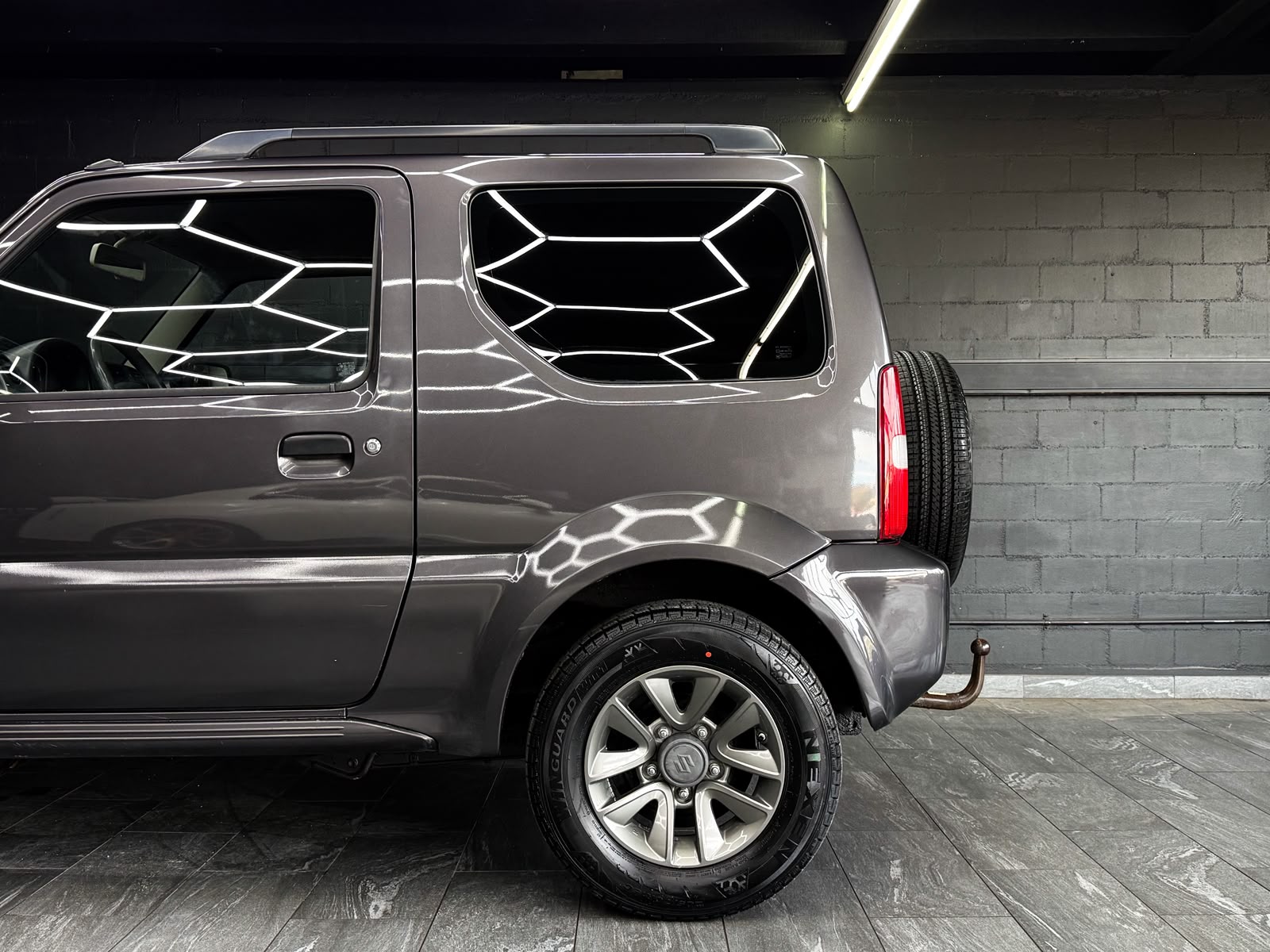 SUZUKI Jimny 1.3 16V Unico-image-5