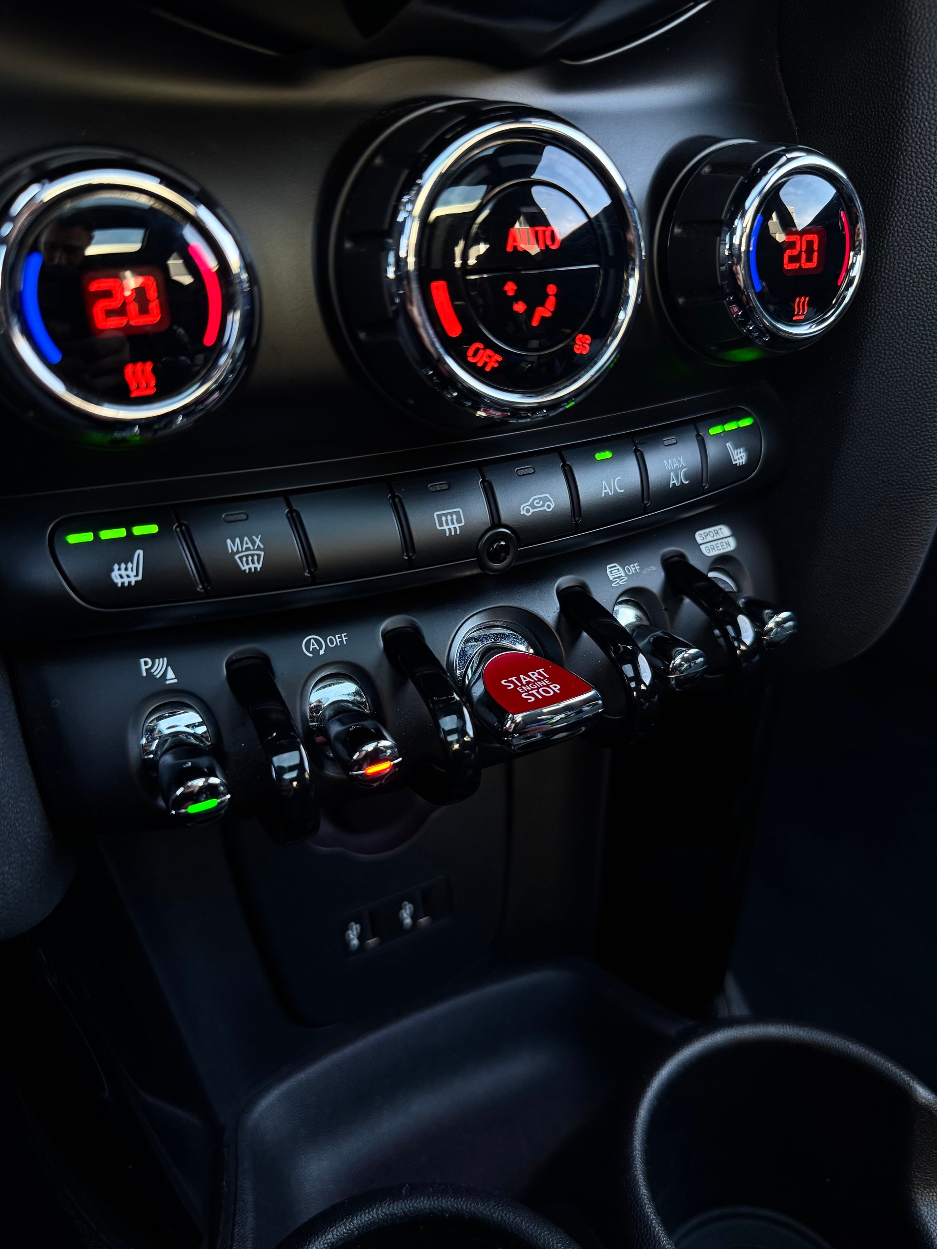 MINI Cooper John Cooper Works Steptronic / ab MFK 03.2026-image-23