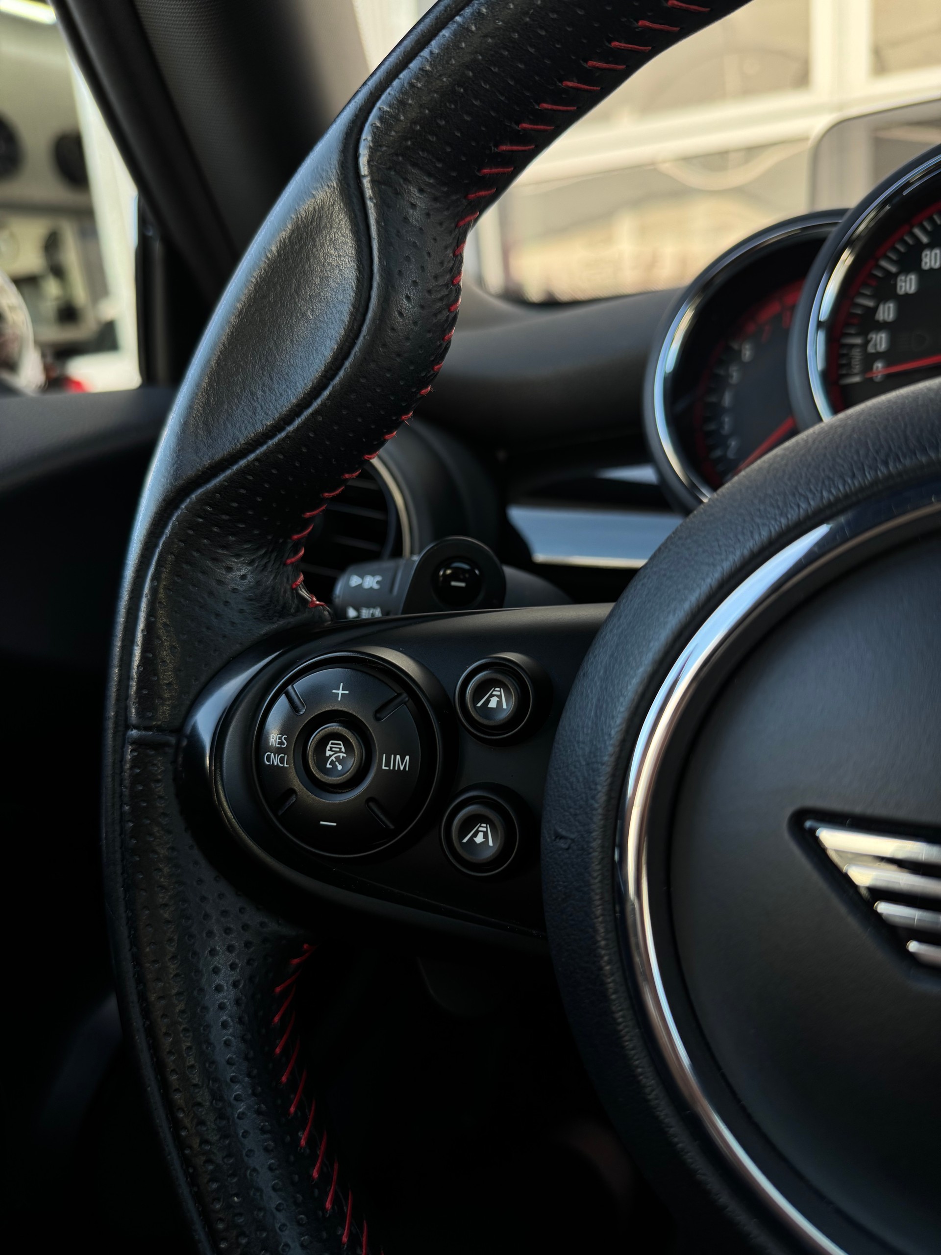MINI Cooper John Cooper Works Steptronic / ab MFK 03.2026-image-15