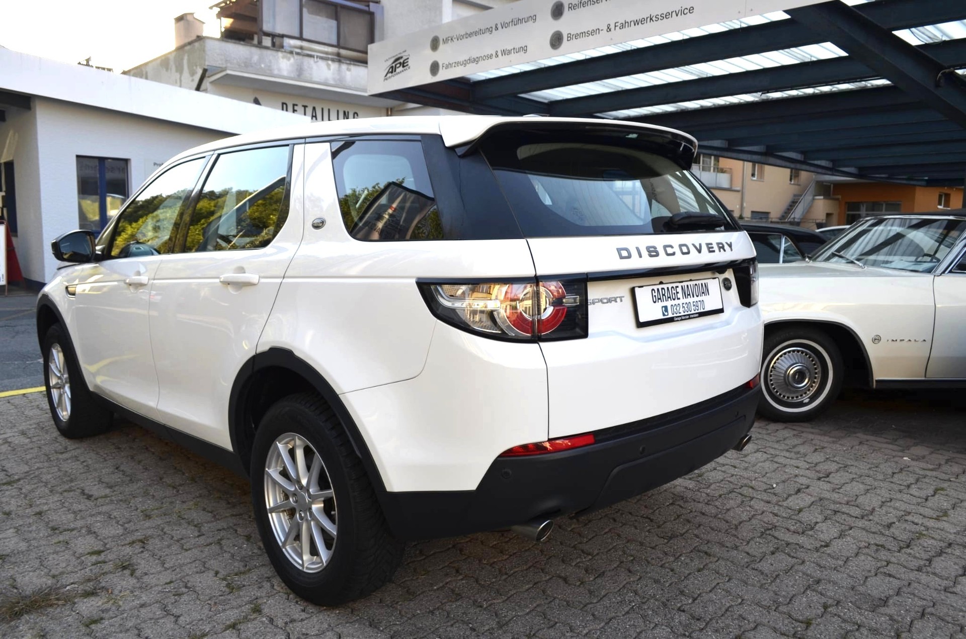 LAND ROVER Discovery Sport 2.0 TD4 HSE AT9-image-2
