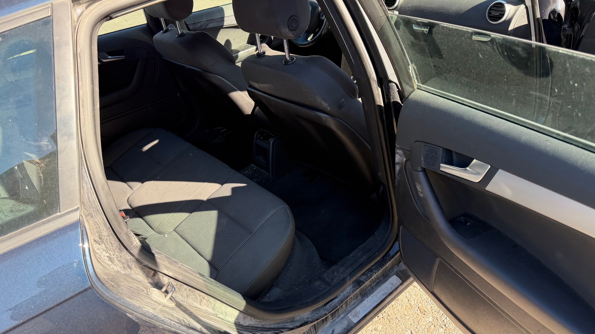 AUDI A3 Sportback 1.8 TFSI Ambiente quattro-image-8