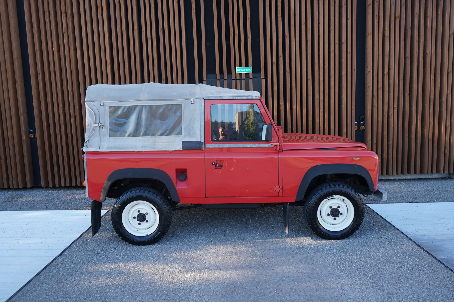 LAND ROVER LAND ROVER 90 2.3 STATION WAGON l 75 PS-image-2