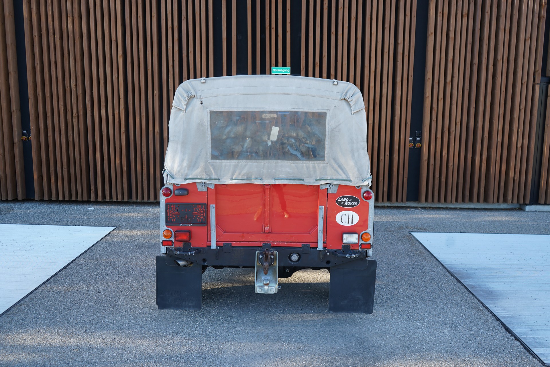 LAND ROVER LAND ROVER 90 2.3 STATION WAGON l 75 PS-image-14