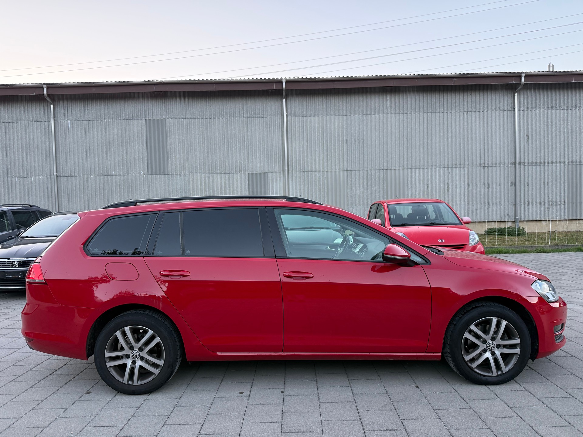 VW Golf Variant 1.6 TDI Comfortline DSG-image-3