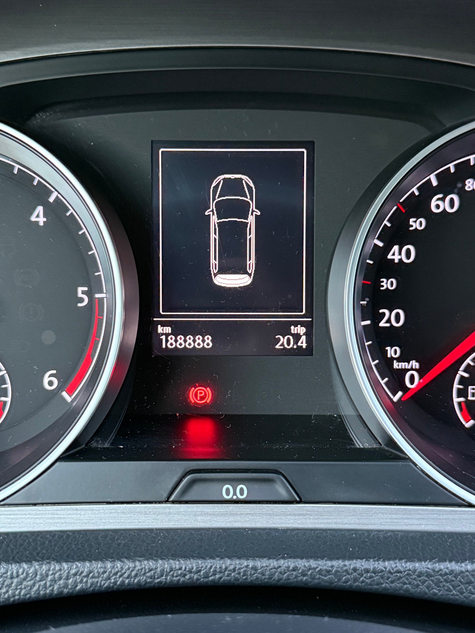 VW Golf Variant 1.6 TDI Comfortline DSG-image-12