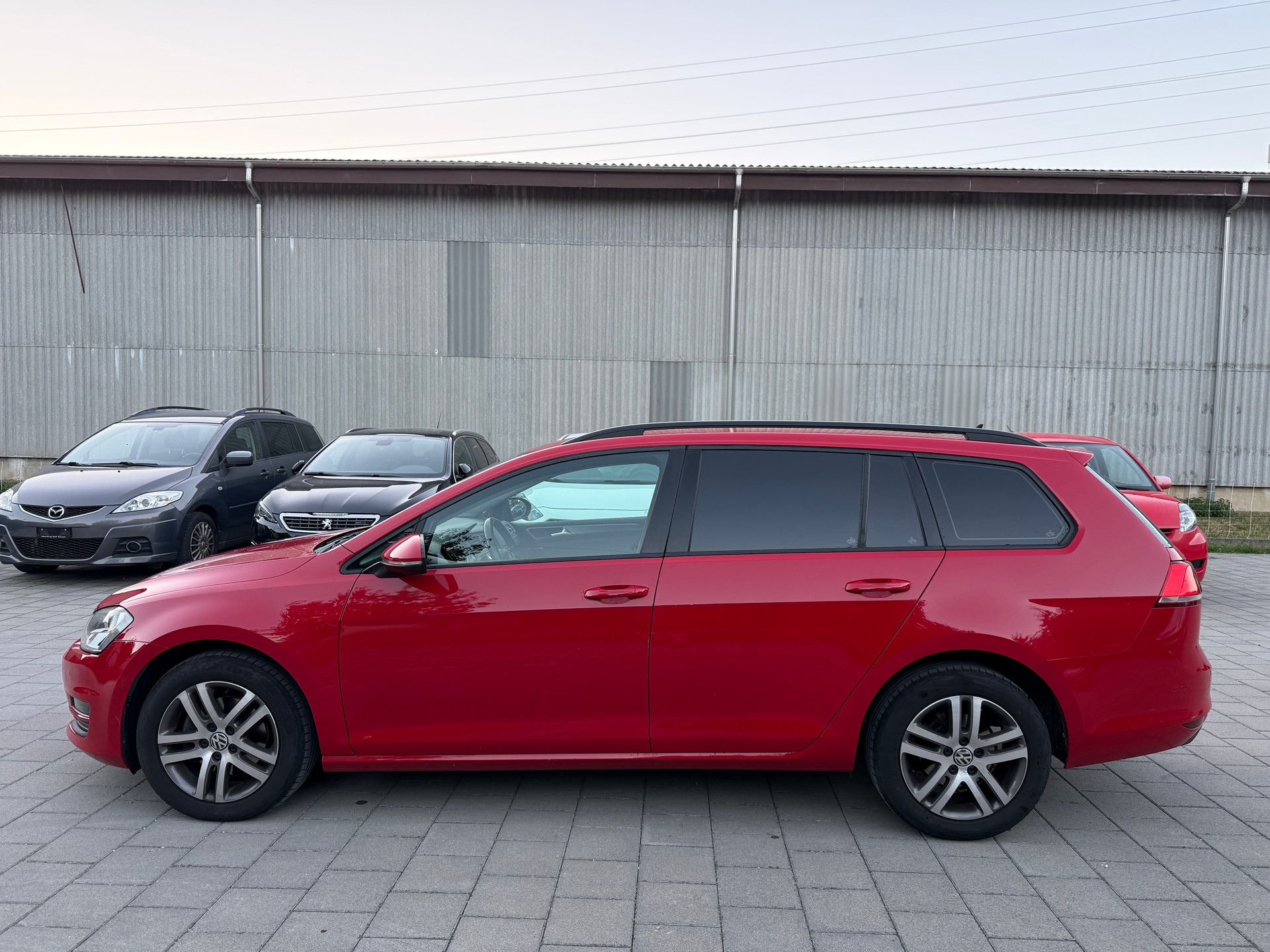 VW Golf Variant 1.6 TDI Comfortline DSG-image-4