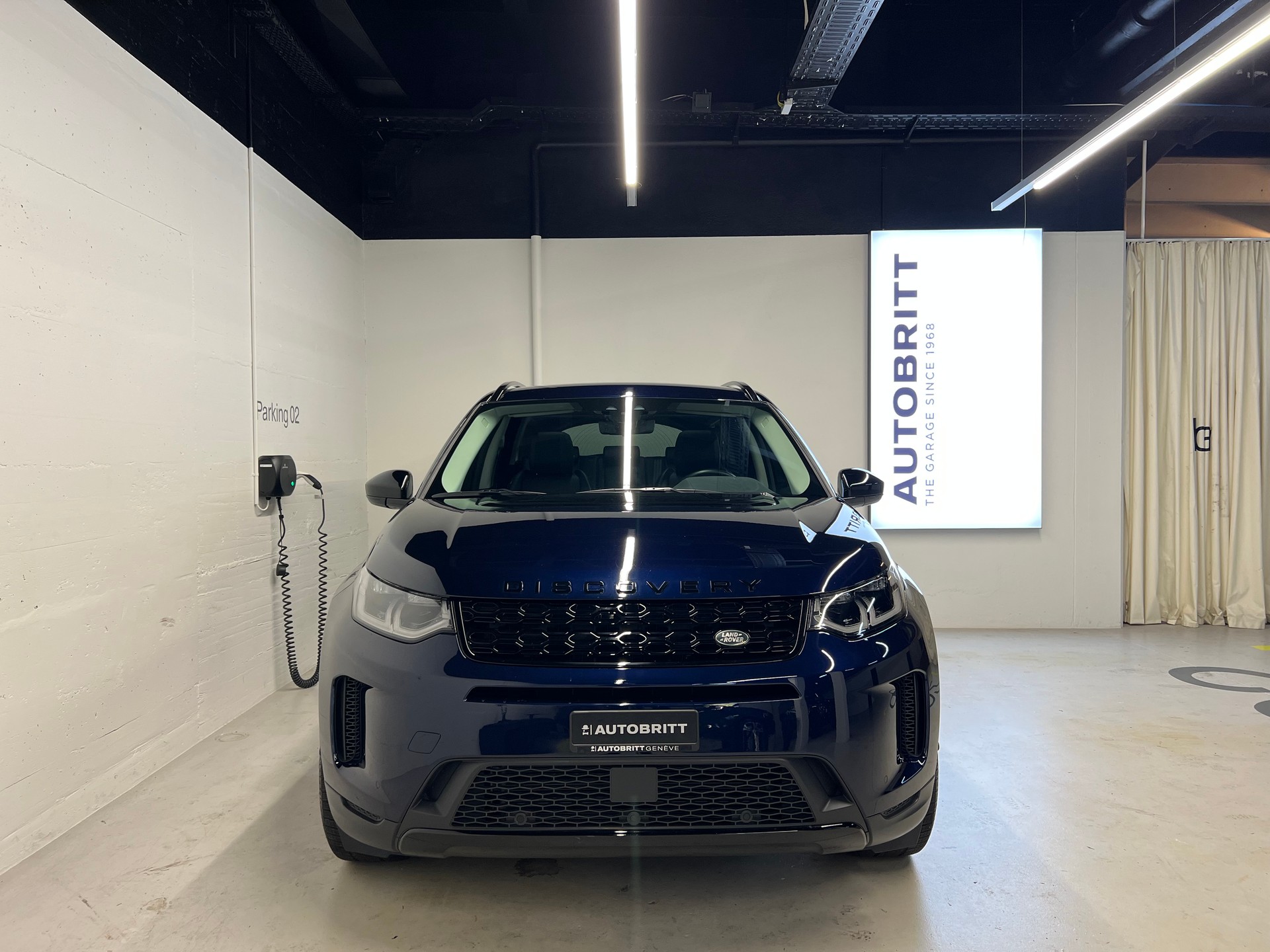 LAND ROVER Discovery Sport 2.0 Si4 SE-image-9