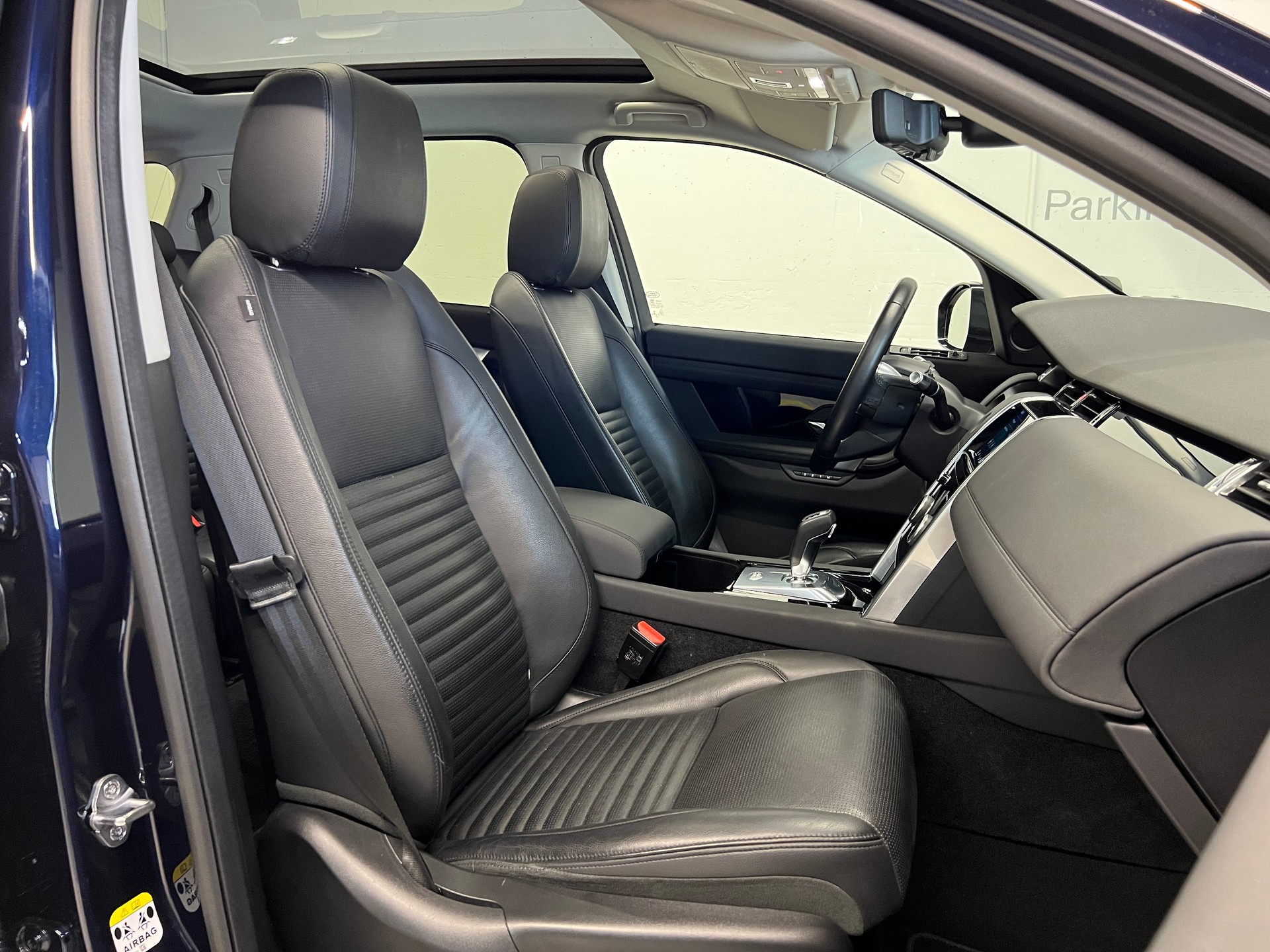 LAND ROVER Discovery Sport 2.0 Si4 SE-image-5