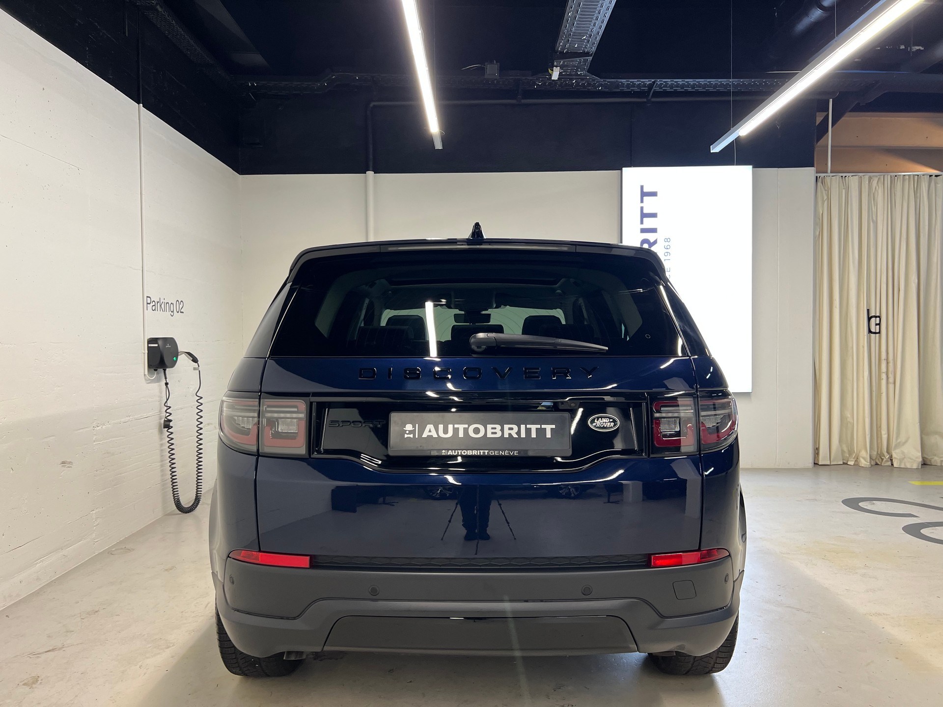 LAND ROVER Discovery Sport 2.0 Si4 SE-image-8