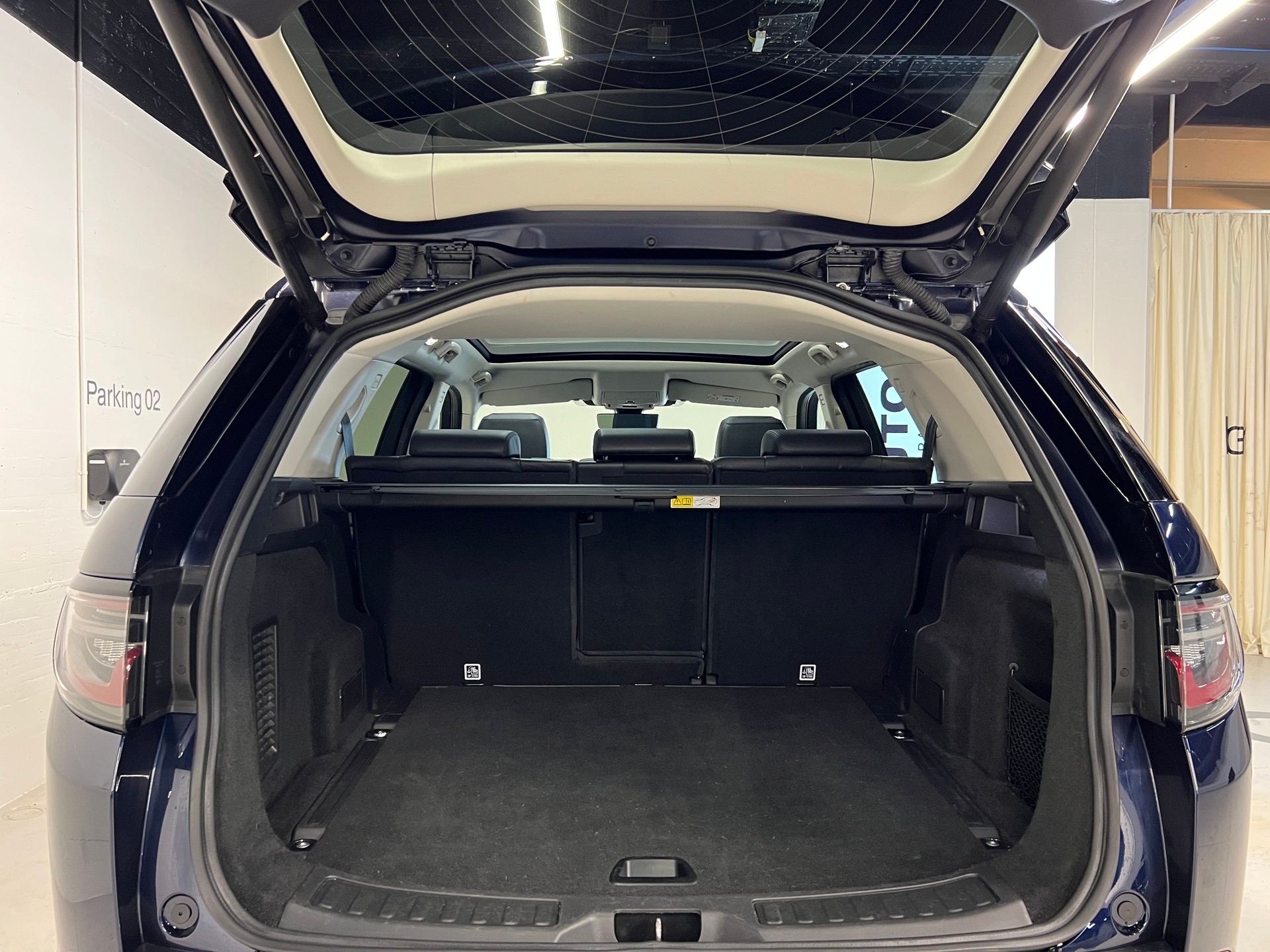 LAND ROVER Discovery Sport 2.0 Si4 SE-image-11