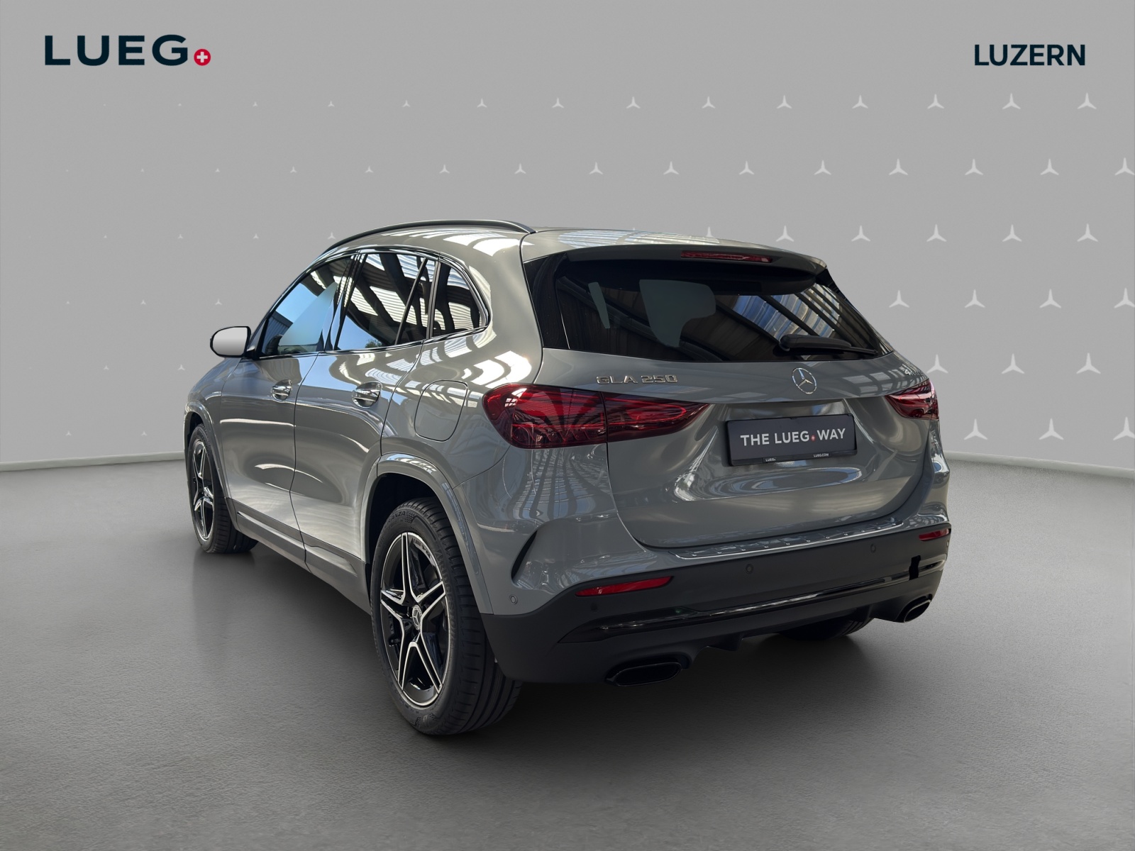 MERCEDES-BENZ GLA 250 4Matic 8G-DCT Swiss Star-image-2