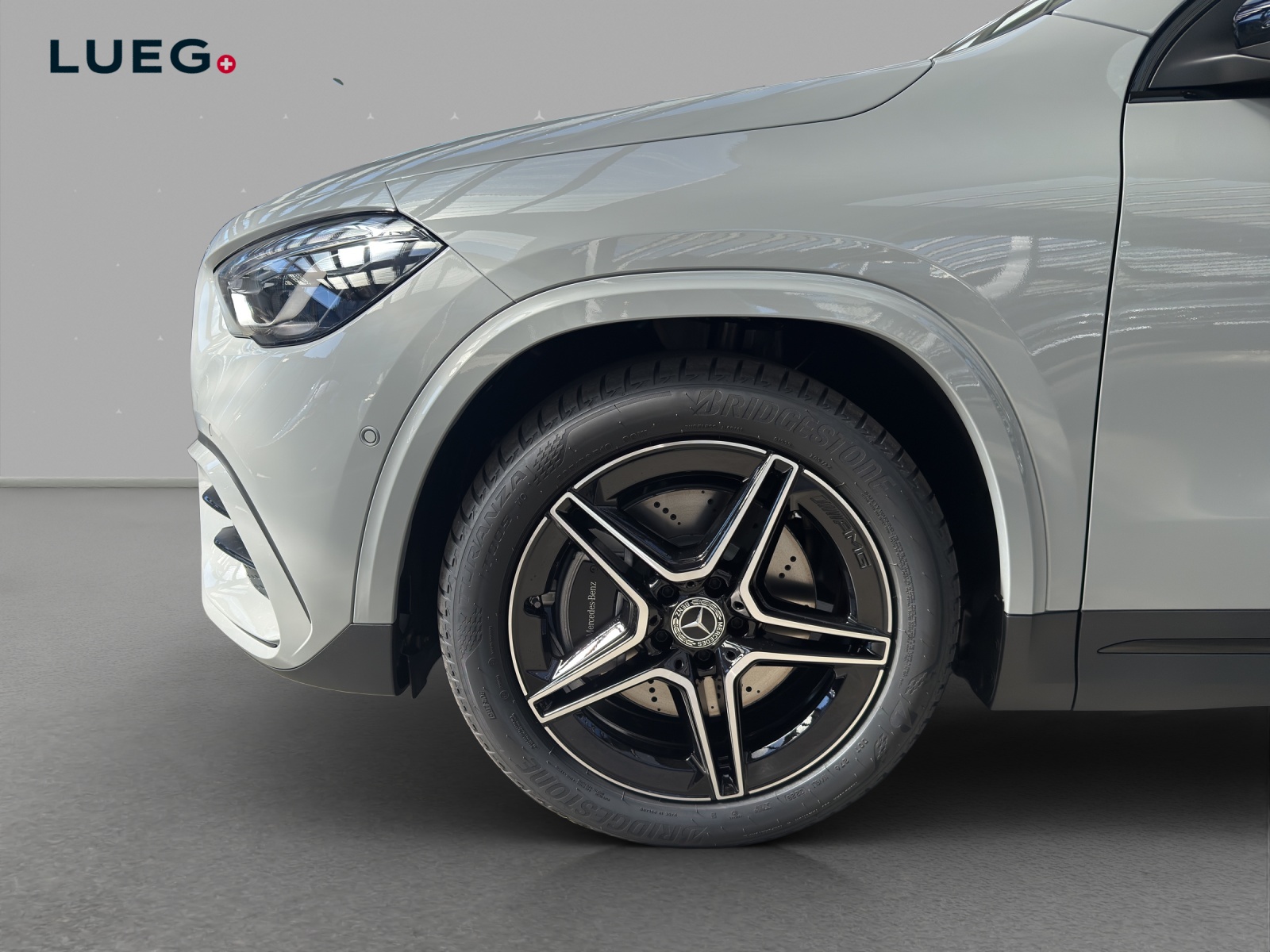 MERCEDES-BENZ GLA 250 4Matic 8G-DCT Swiss Star-image-6