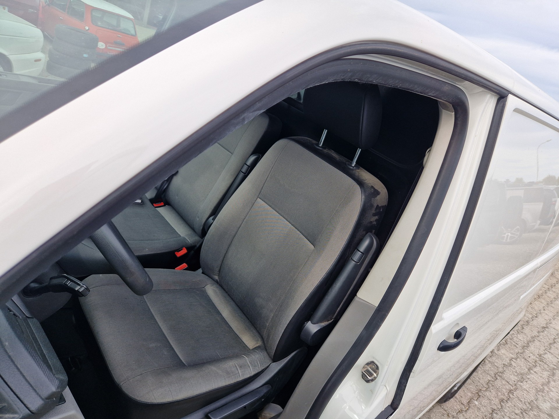 VW T6.1 2.0 TDI-image-4