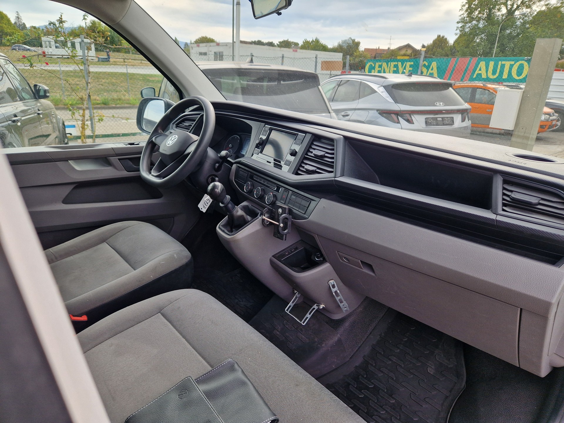 VW T6.1 2.0 TDI-image-8