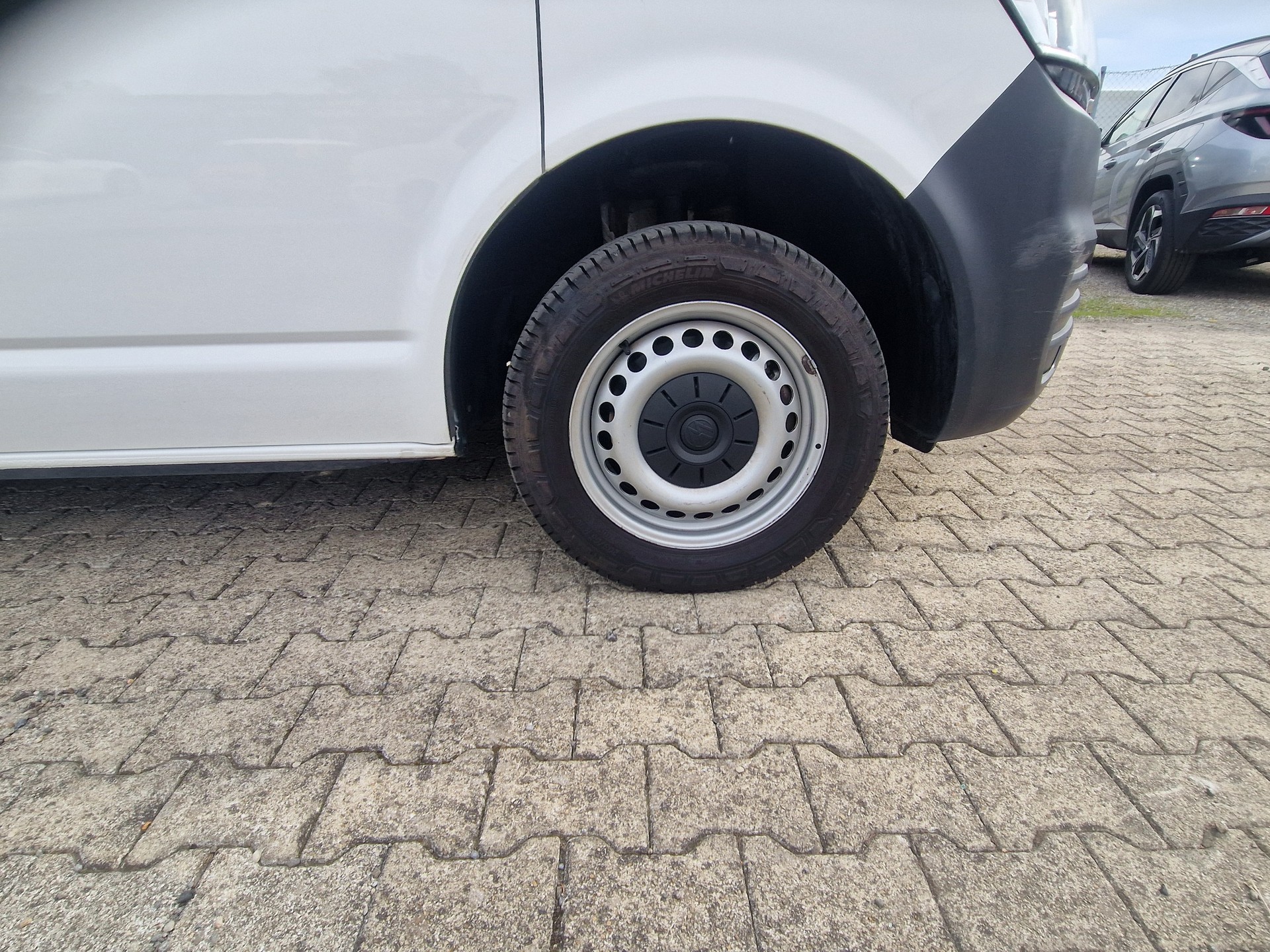 VW T6.1 2.0 TDI-image-14
