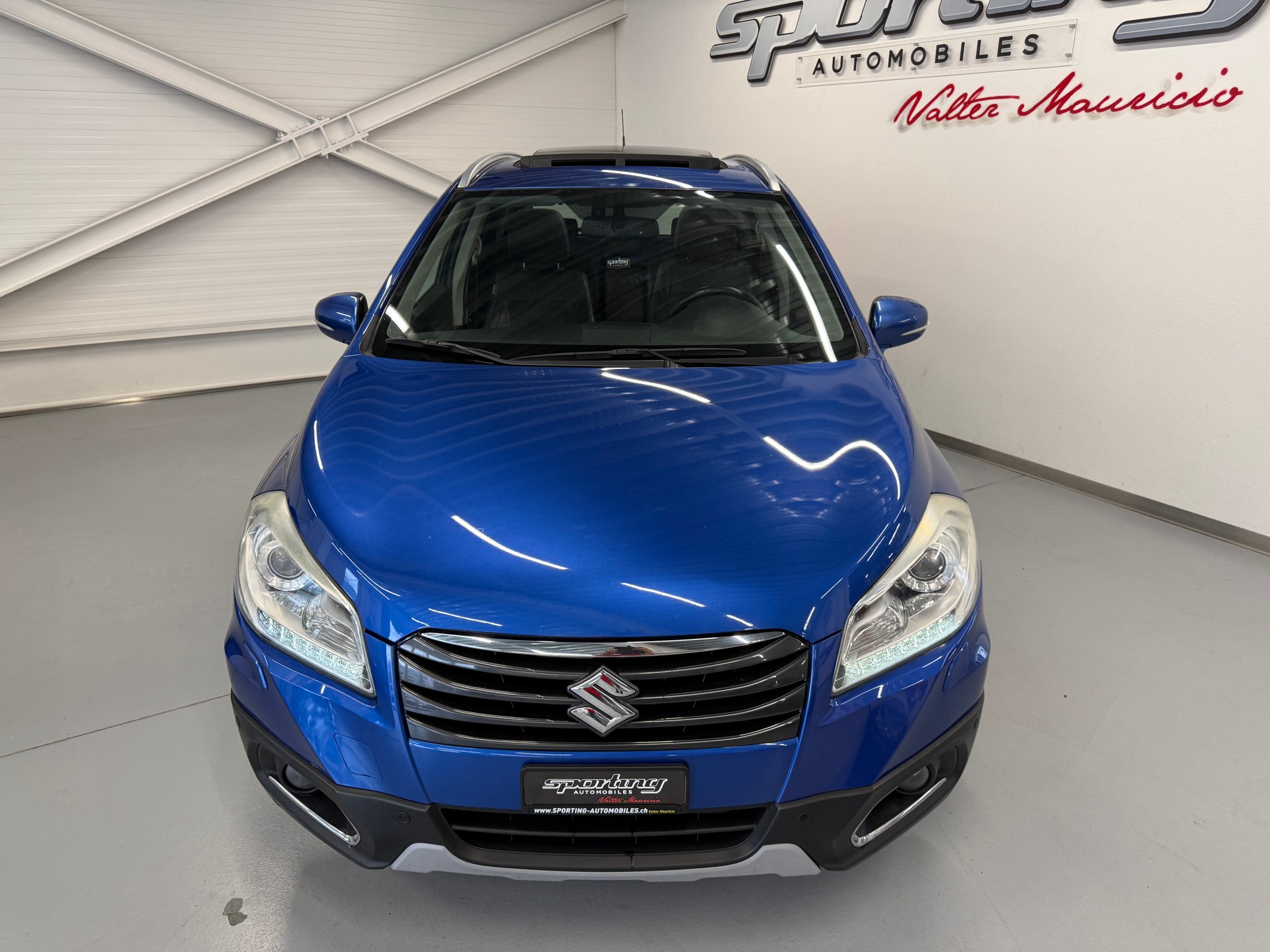 SUZUKI SX4 S-Cross 1.6 TD Sergio Cellano Top 4WD-showroom-element-2