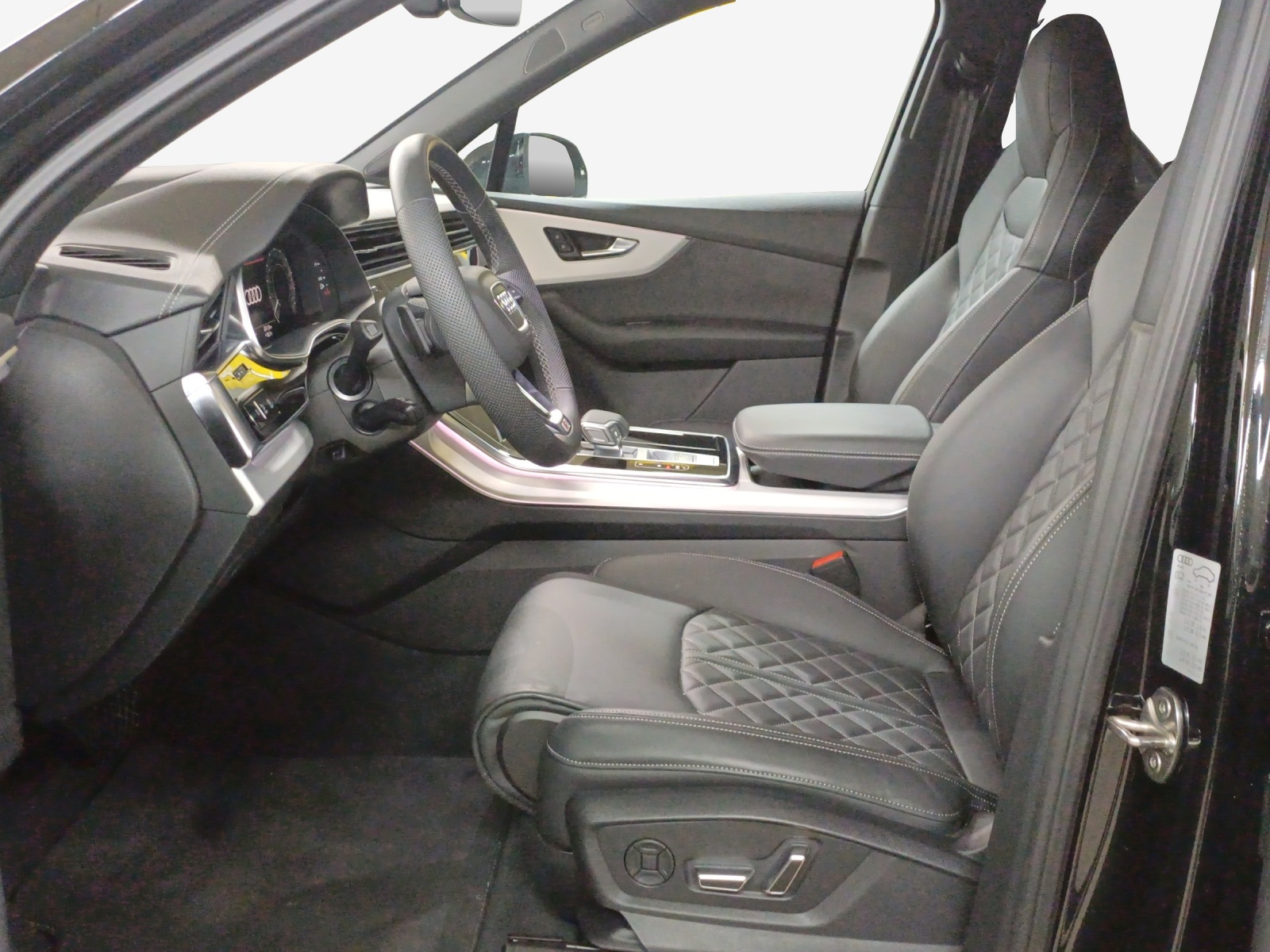 AUDI Q7 SUV TFSI e quattro 290 kW S line tiptronic-image-7
