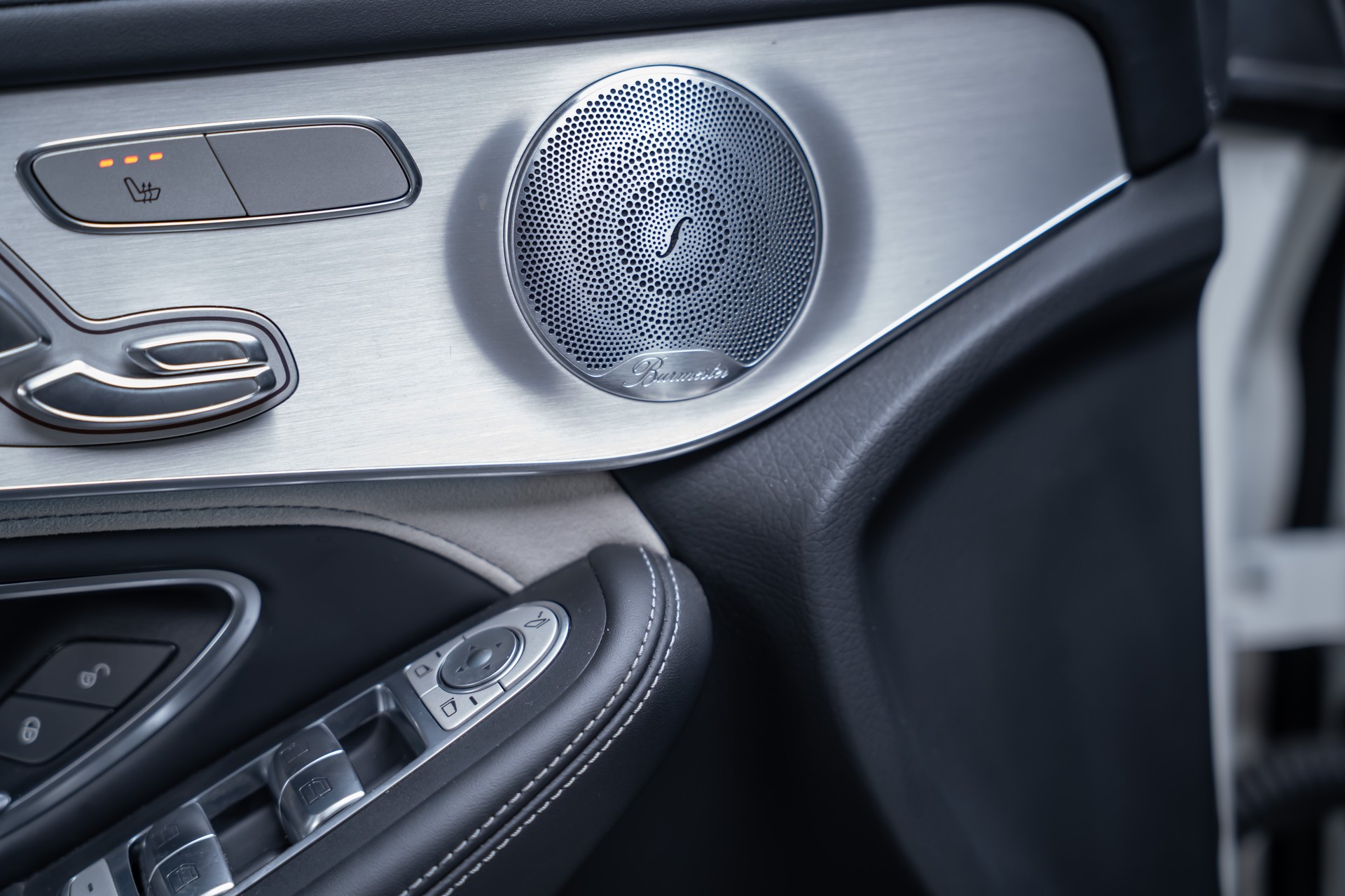 MERCEDES-BENZ GLC 63 S AMG 4m+ Coupé / CH-Fahrzeug / Glasdach / 360°Kamera-image-18