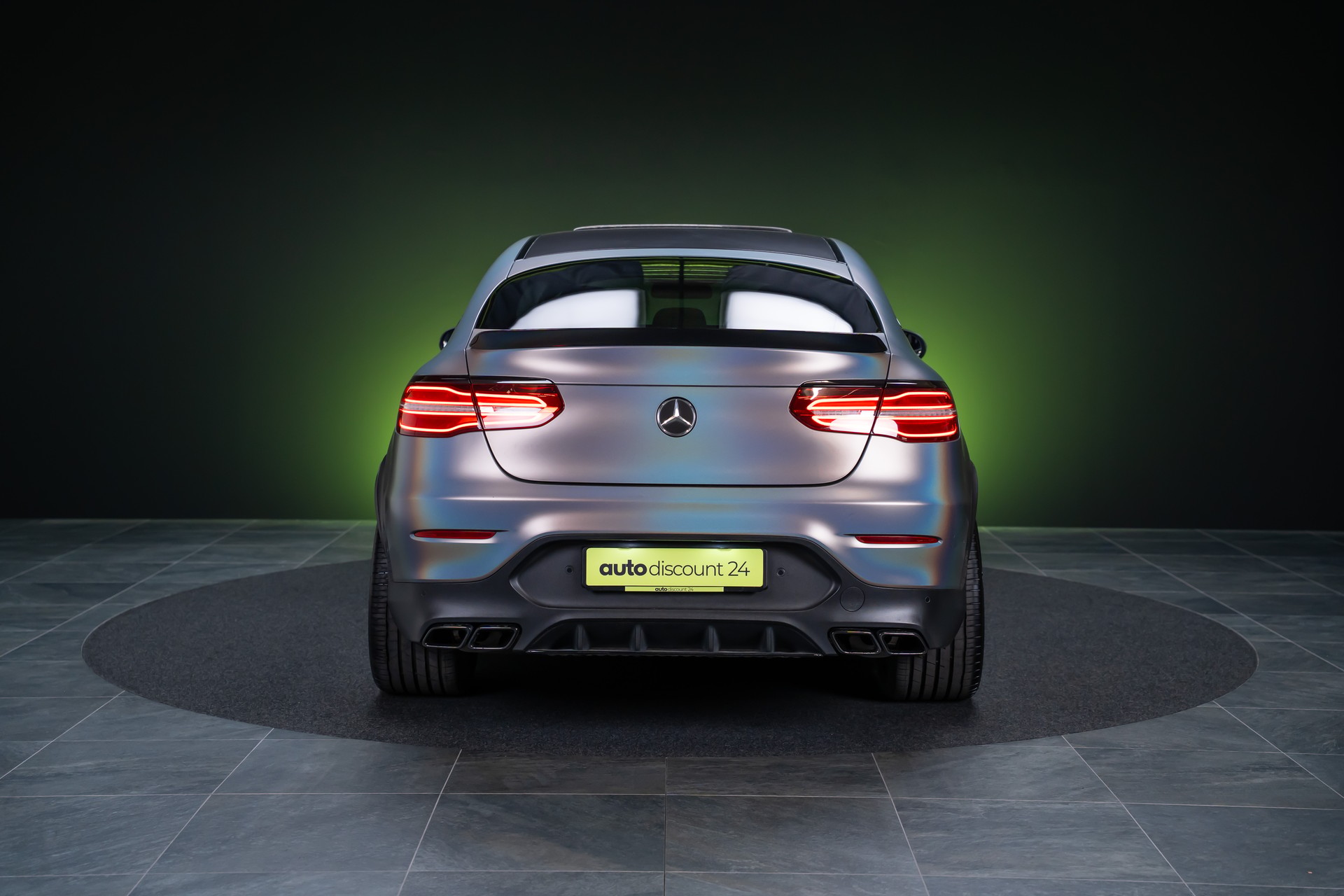 MERCEDES-BENZ GLC 63 S AMG 4m+ Coupé / CH-Fahrzeug / Glasdach / 360°Kamera-image-5