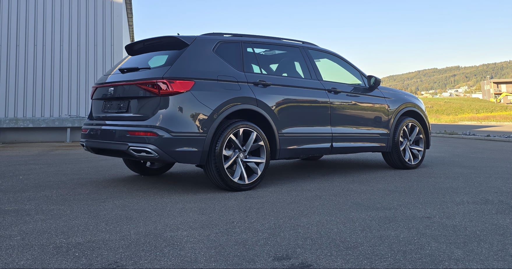 SEAT TARRACO///FR Line/// 4 Drive/// Herstellgarantie/// Gratis Service bis 100'000km-showroom-element-2