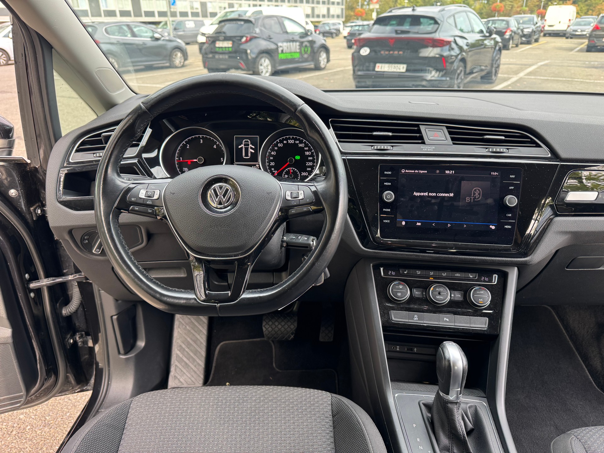 VW Touran 2.0 TDI BlueMotion Technology Highline DSG-image-14