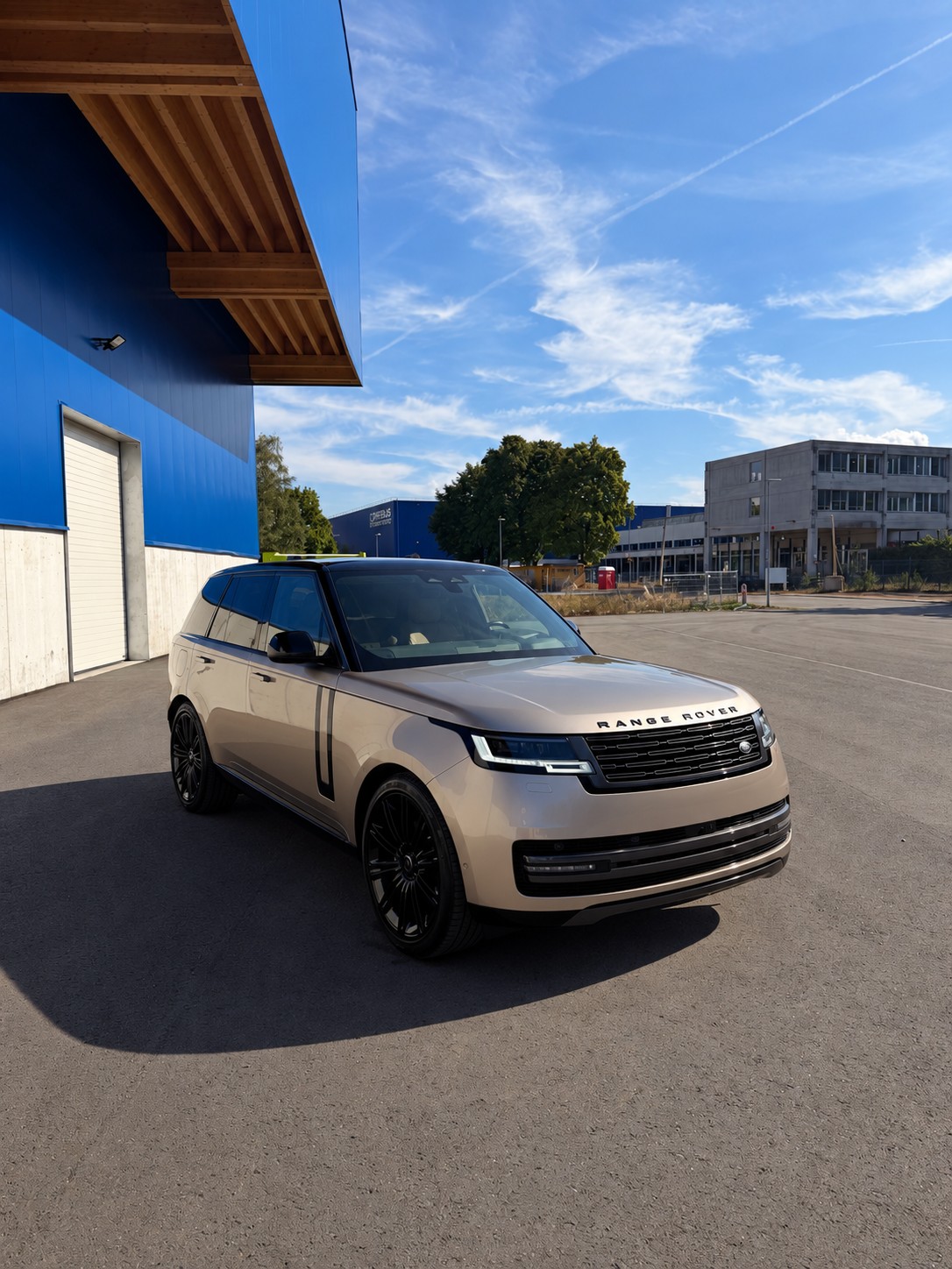 LAND ROVER 3.0 D I6 350 HSE-image-0