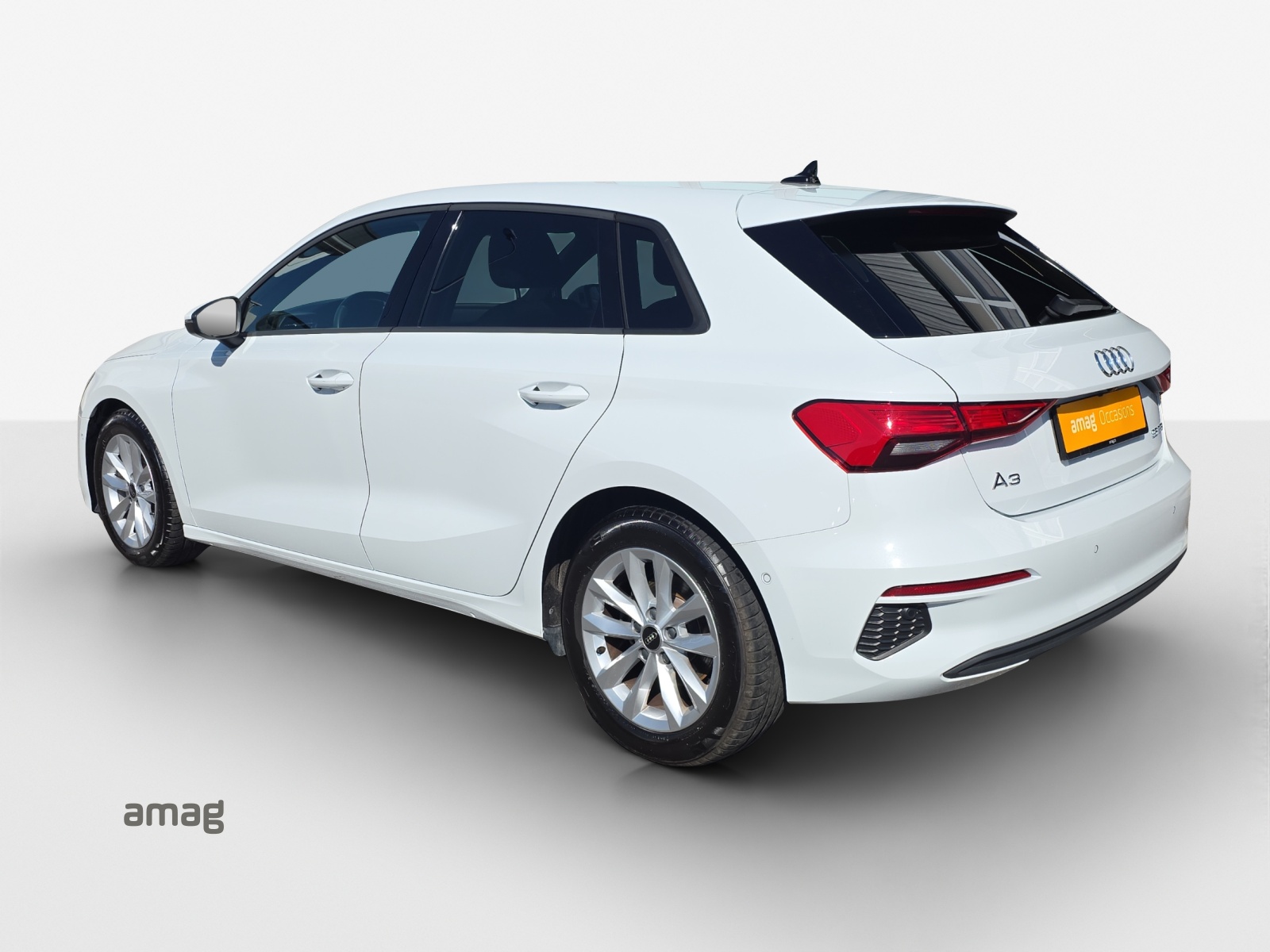 AUDI A3 Sportback 35 TFSI S-tronic-image-2