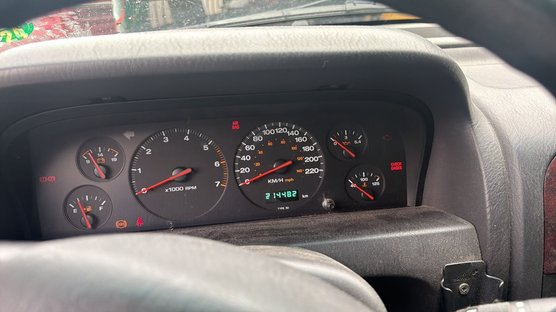 JEEP Grand Cherokee 4.7 Limited Automatic-image-3