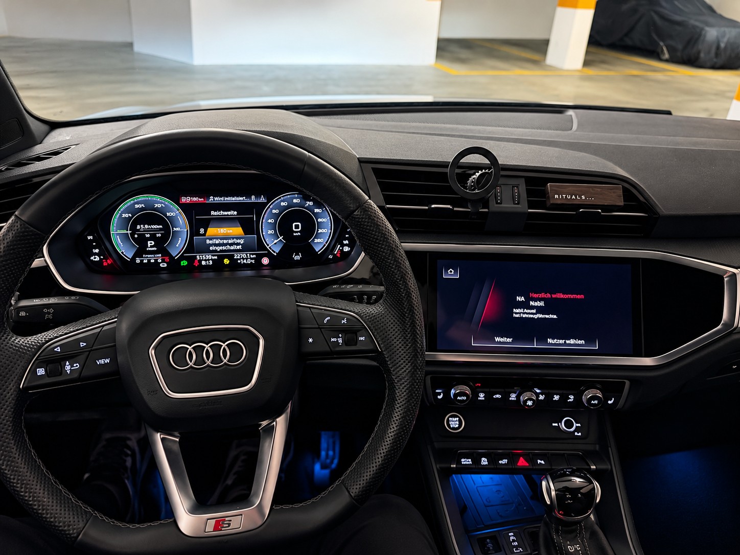 AUDI 1.4 45 TFSI e S line S-Tronic-image-3