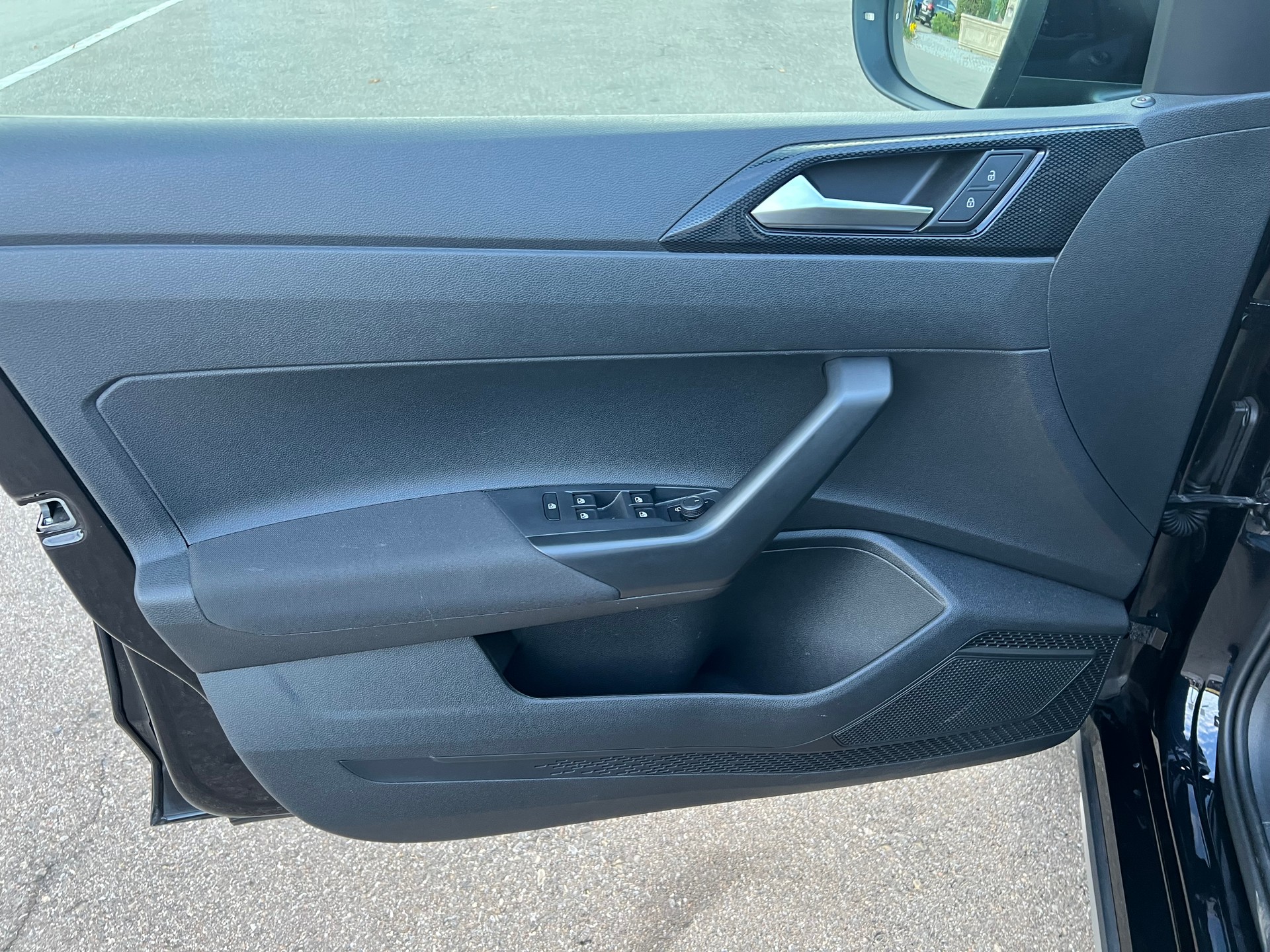 VW Taigo 1.0 TSI Life DSG-image-14