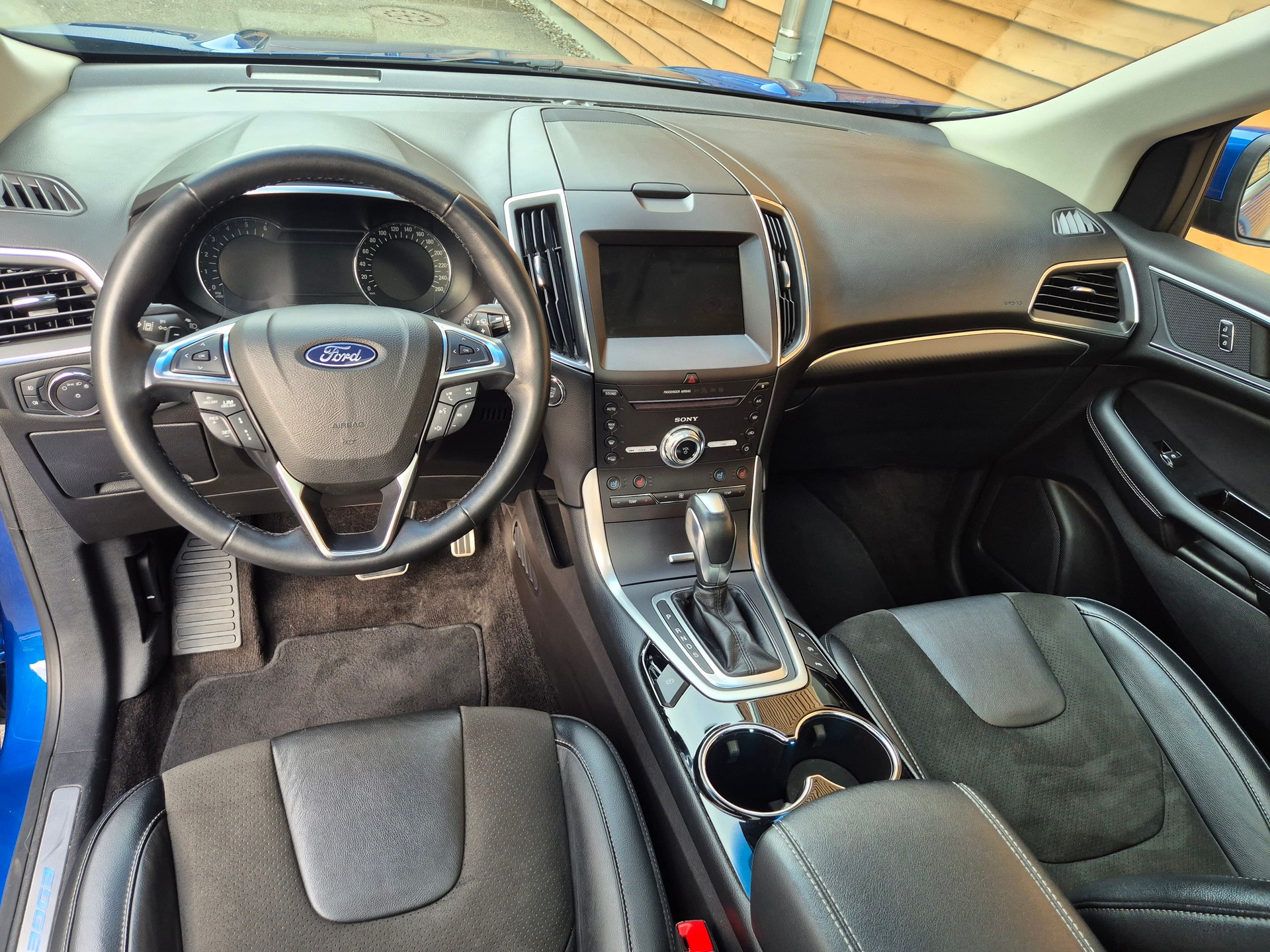 FORD Edge 2.0 TDCi ST-Line 4WD PowerShift-image-6