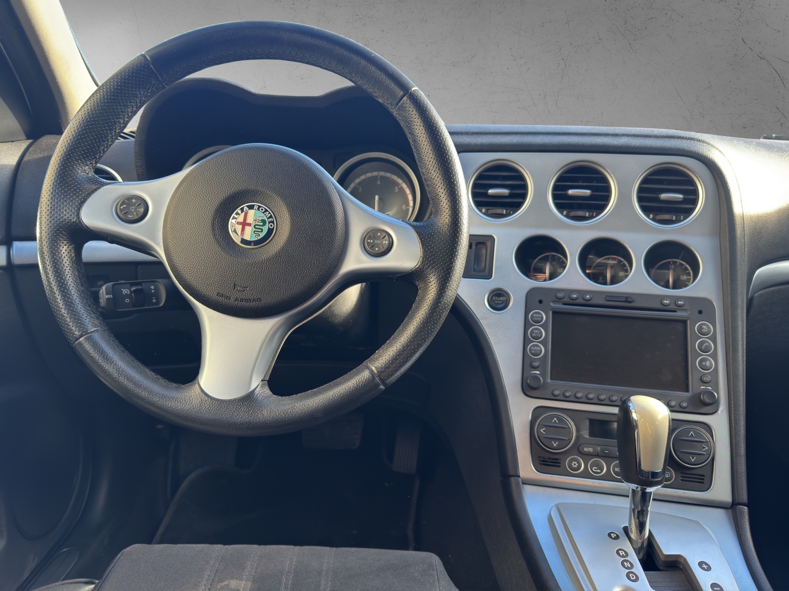 ALFA ROMEO 159 Sportwagon 2.4 JTD Distinctive Q-Tronic-image-8