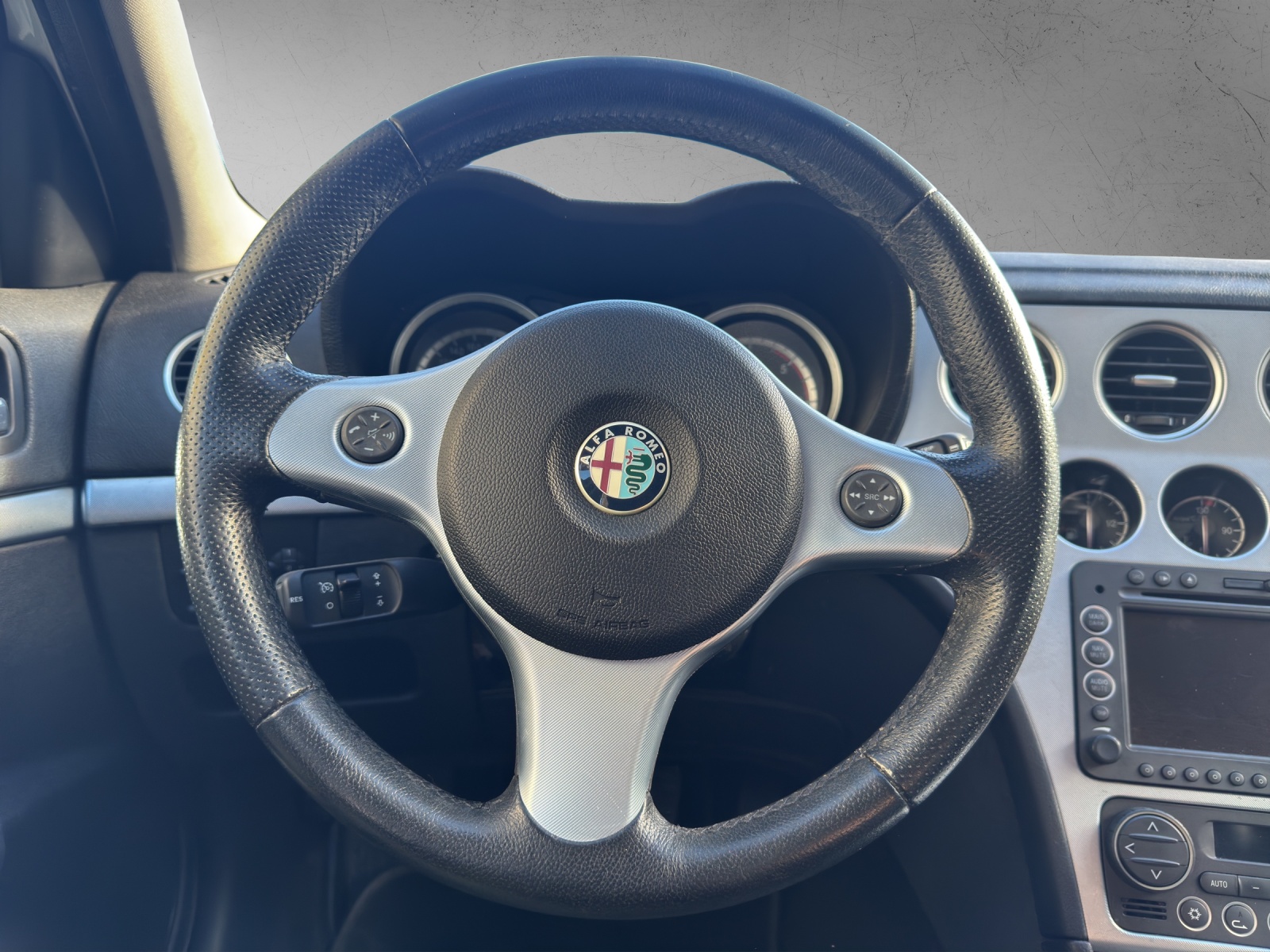 ALFA ROMEO 159 Sportwagon 2.4 JTD Distinctive Q-Tronic-image-7