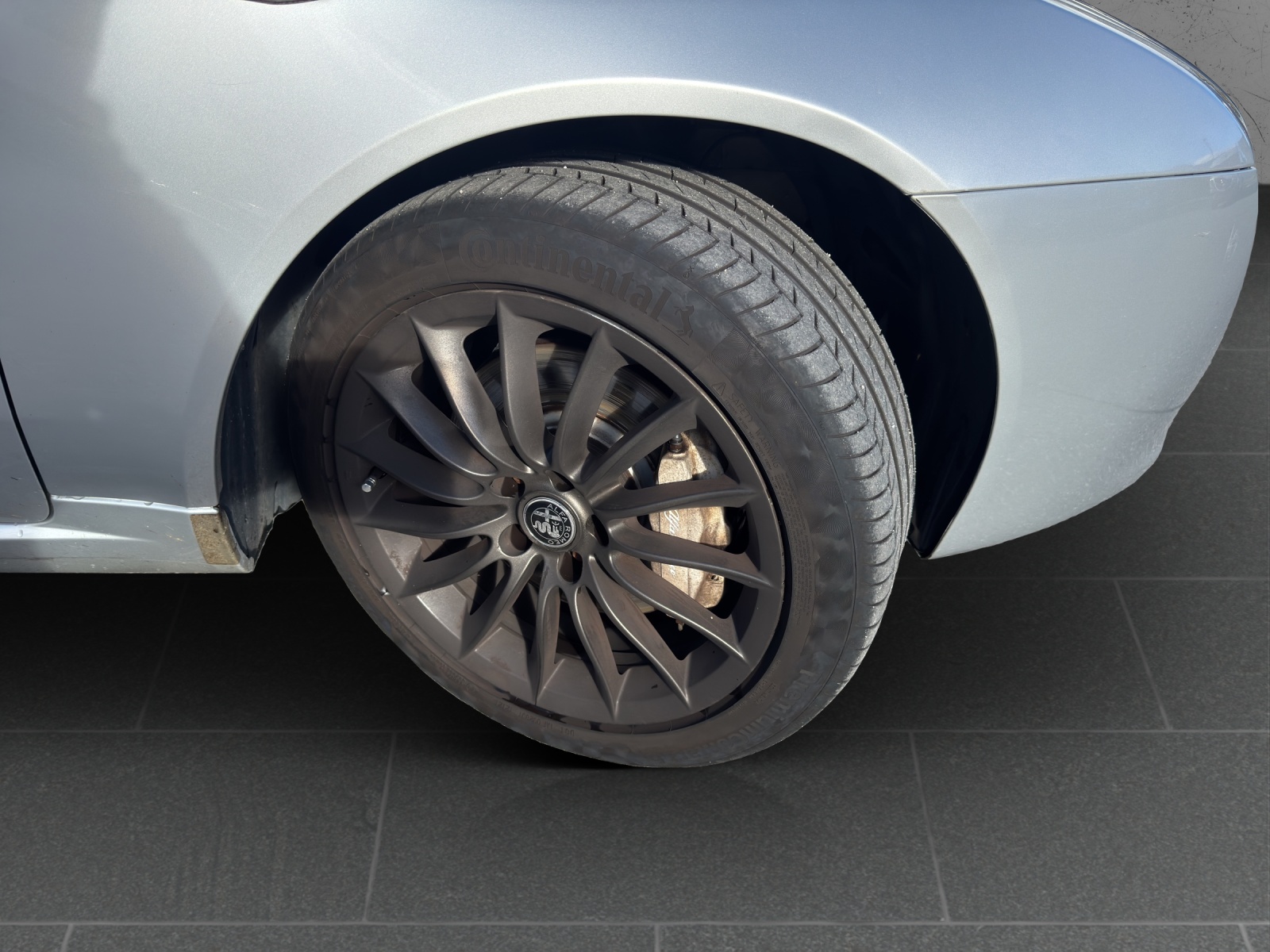 ALFA ROMEO 159 Sportwagon 2.4 JTD Distinctive Q-Tronic-image-15