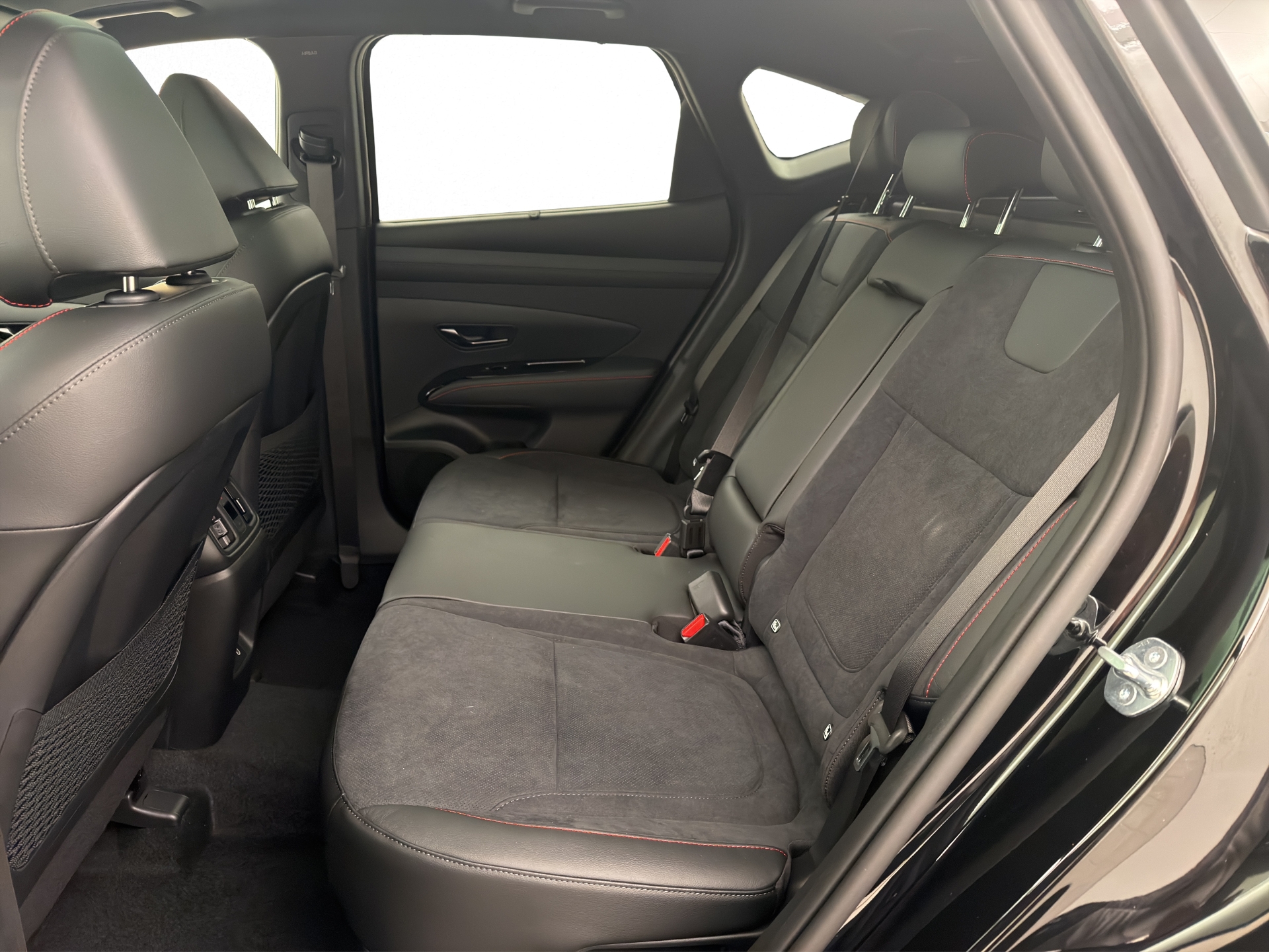 HYUNDAI Tucson 1.6 T-GDi HEV N-Line 4WD-image-11