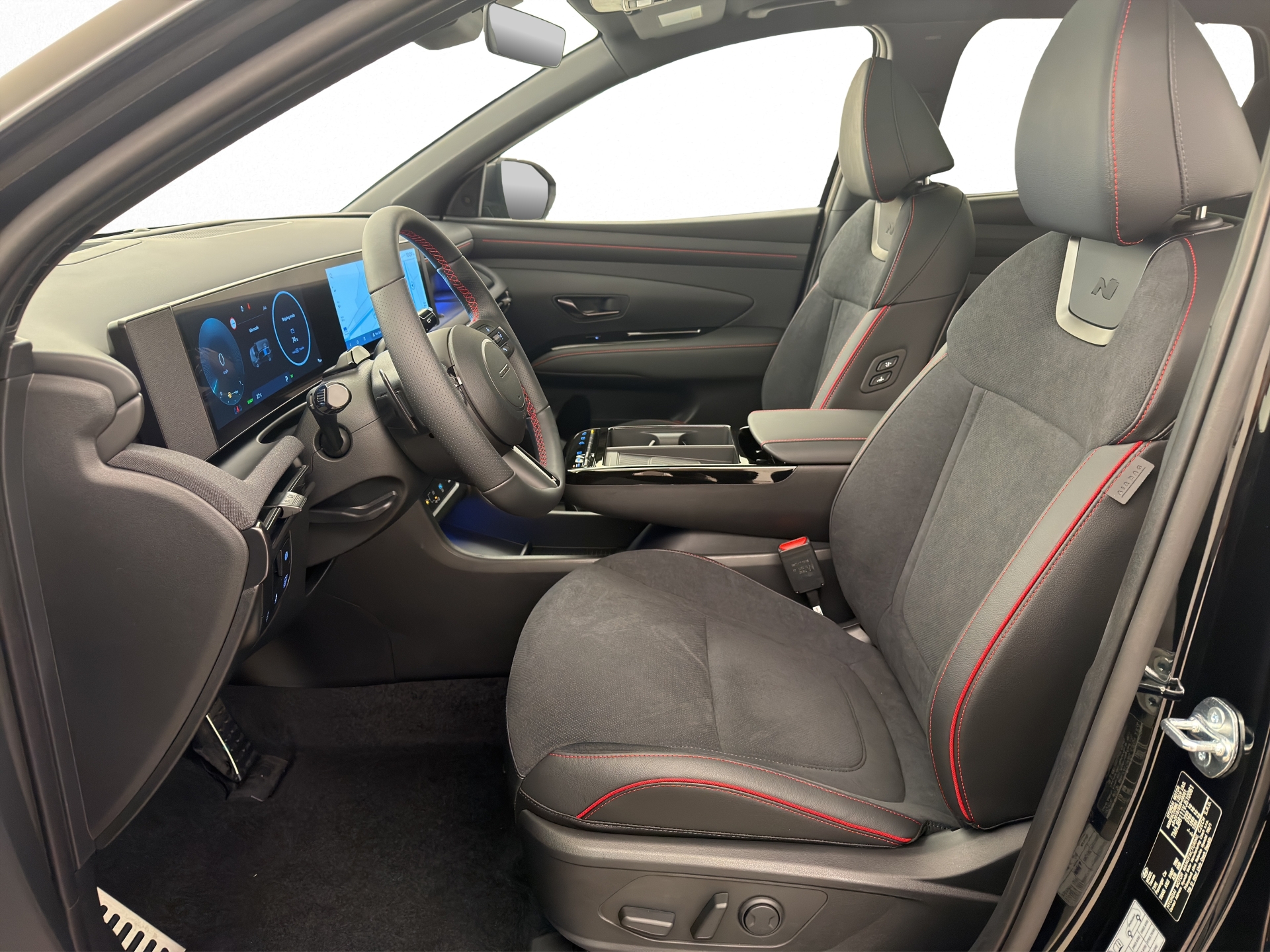 HYUNDAI Tucson 1.6 T-GDi HEV N-Line 4WD-image-6