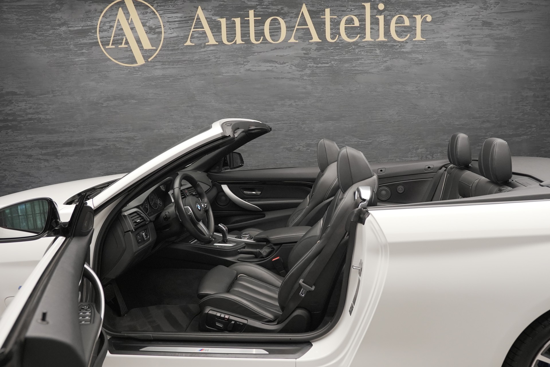 BMW 435i Cabriolet xDrive Steptronic-image-17