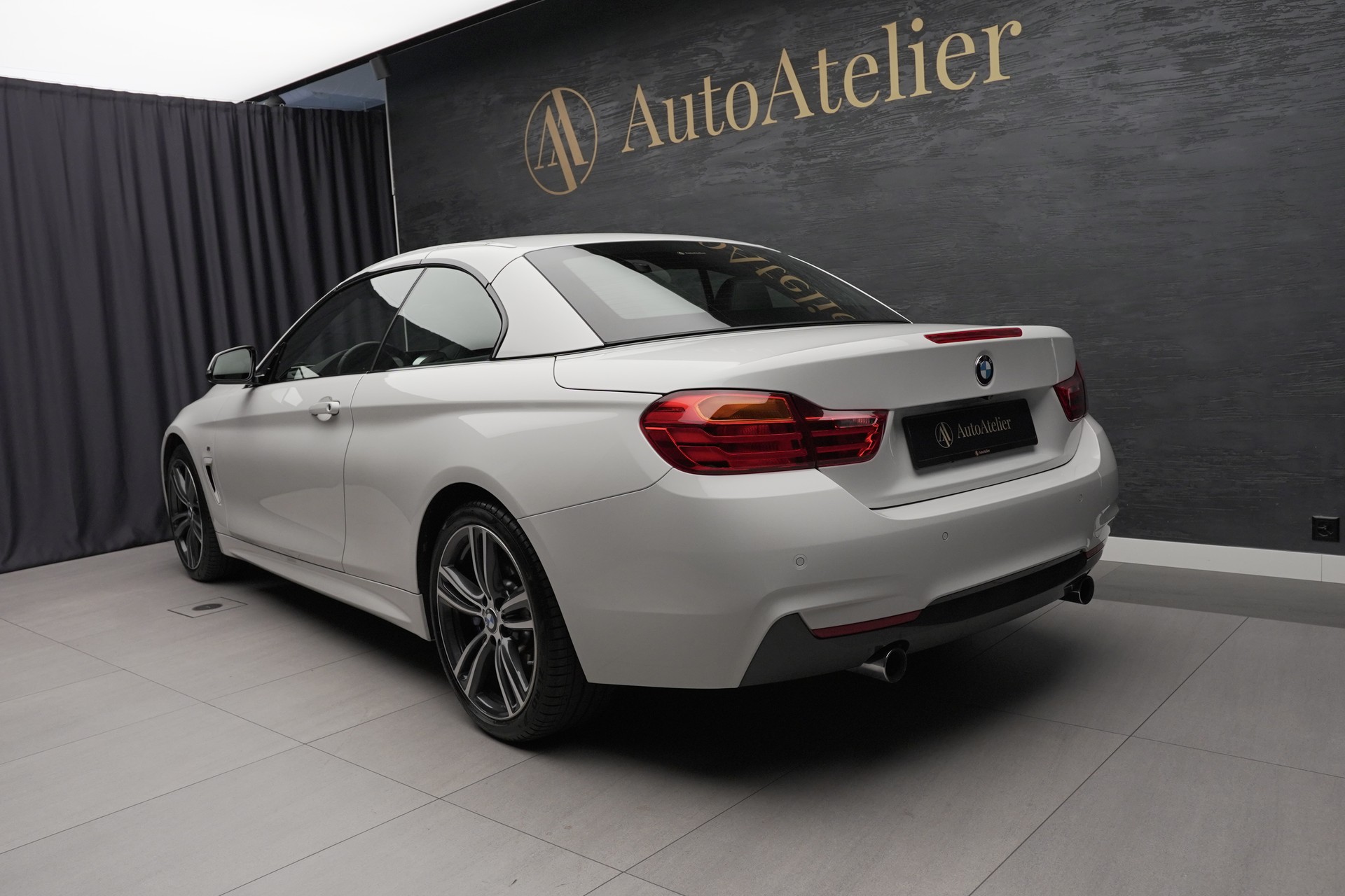 BMW 435i Cabriolet xDrive Steptronic-image-10