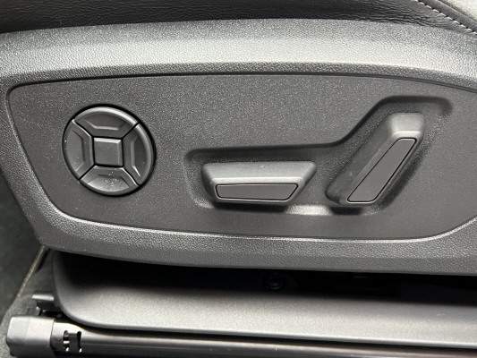 AUDI Q3 SB 45 TFSI S line qu-image-13
