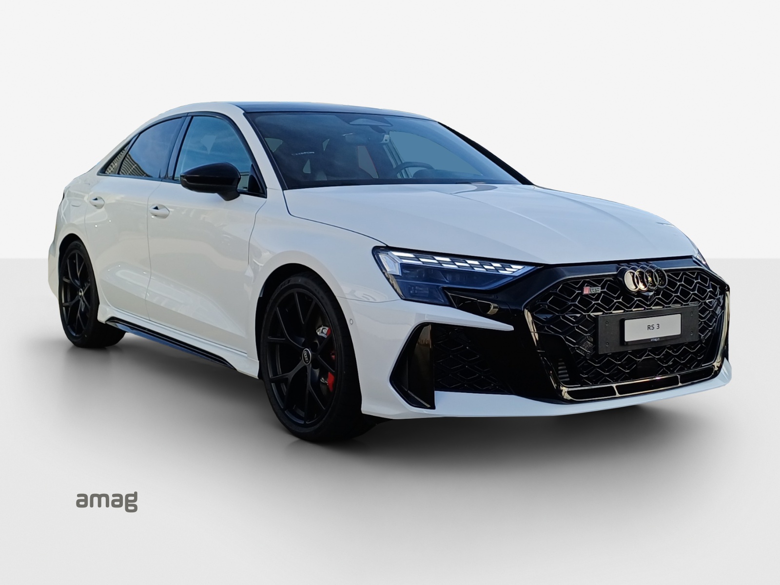 AUDI RS3 Limousine 2.5 TSI quattro S-tronic-image-5