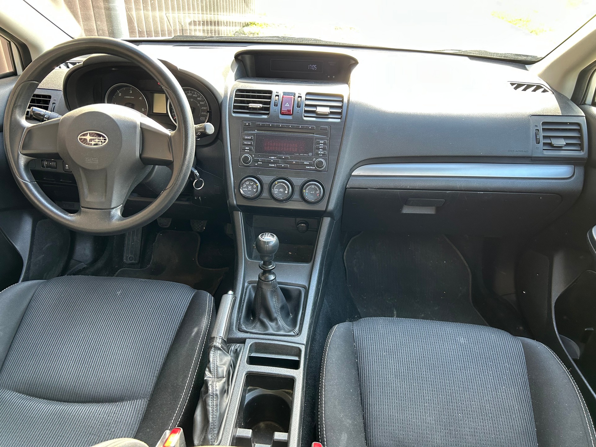 SUBARU XV 2.0D Swiss Three AWD-image-10
