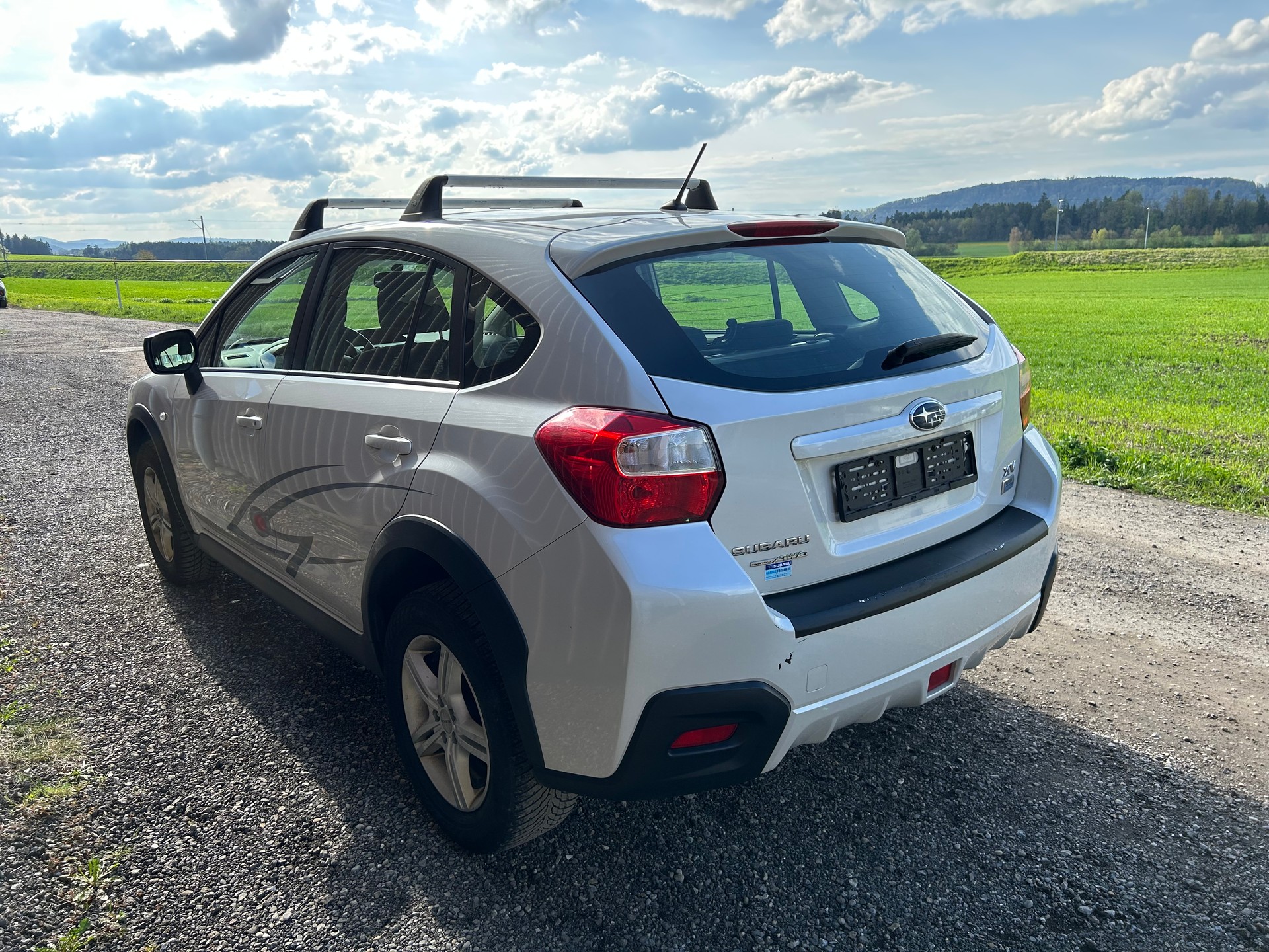 SUBARU XV 2.0D Swiss Three AWD-image-5
