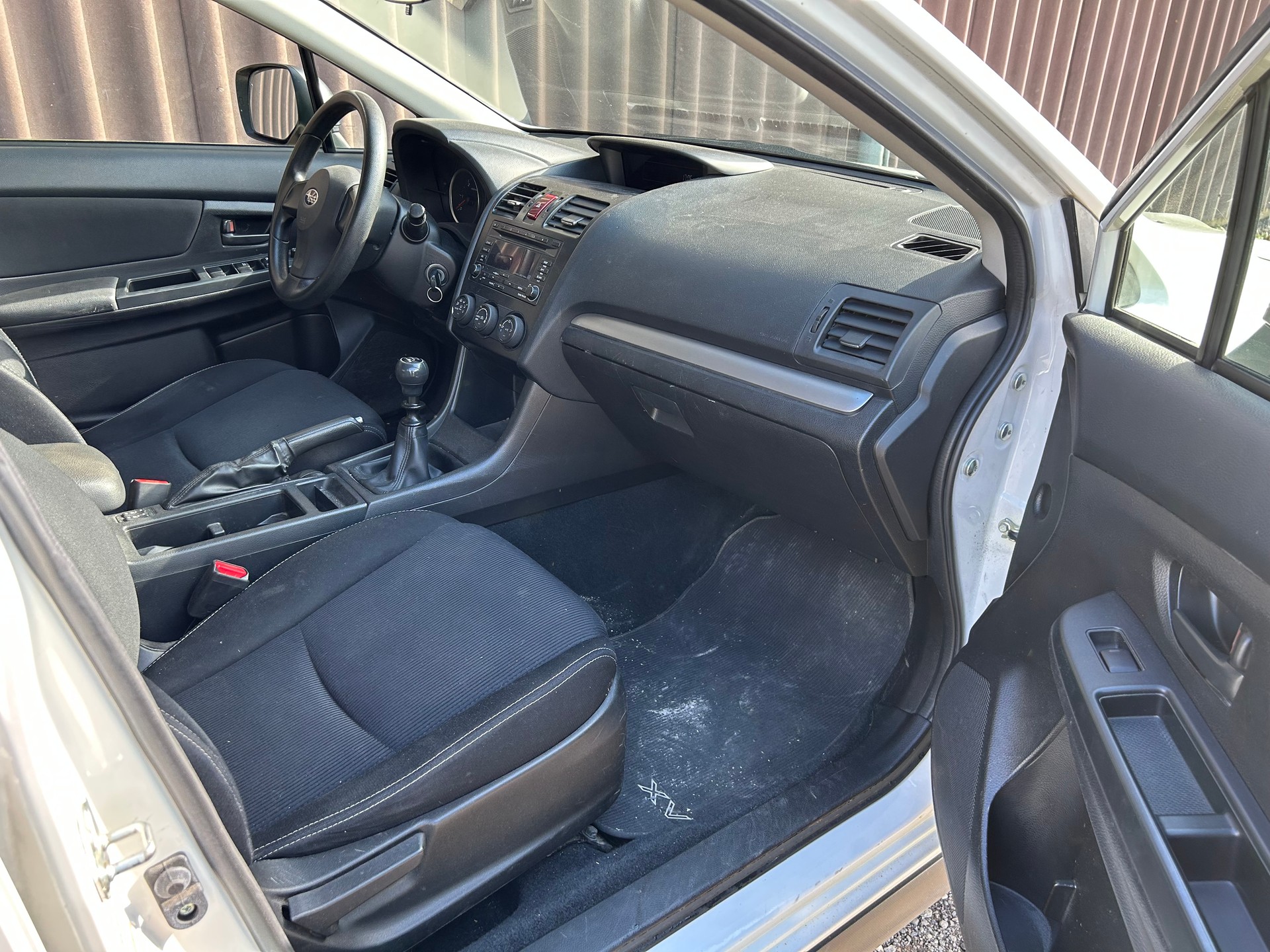 SUBARU XV 2.0D Swiss Three AWD-image-13