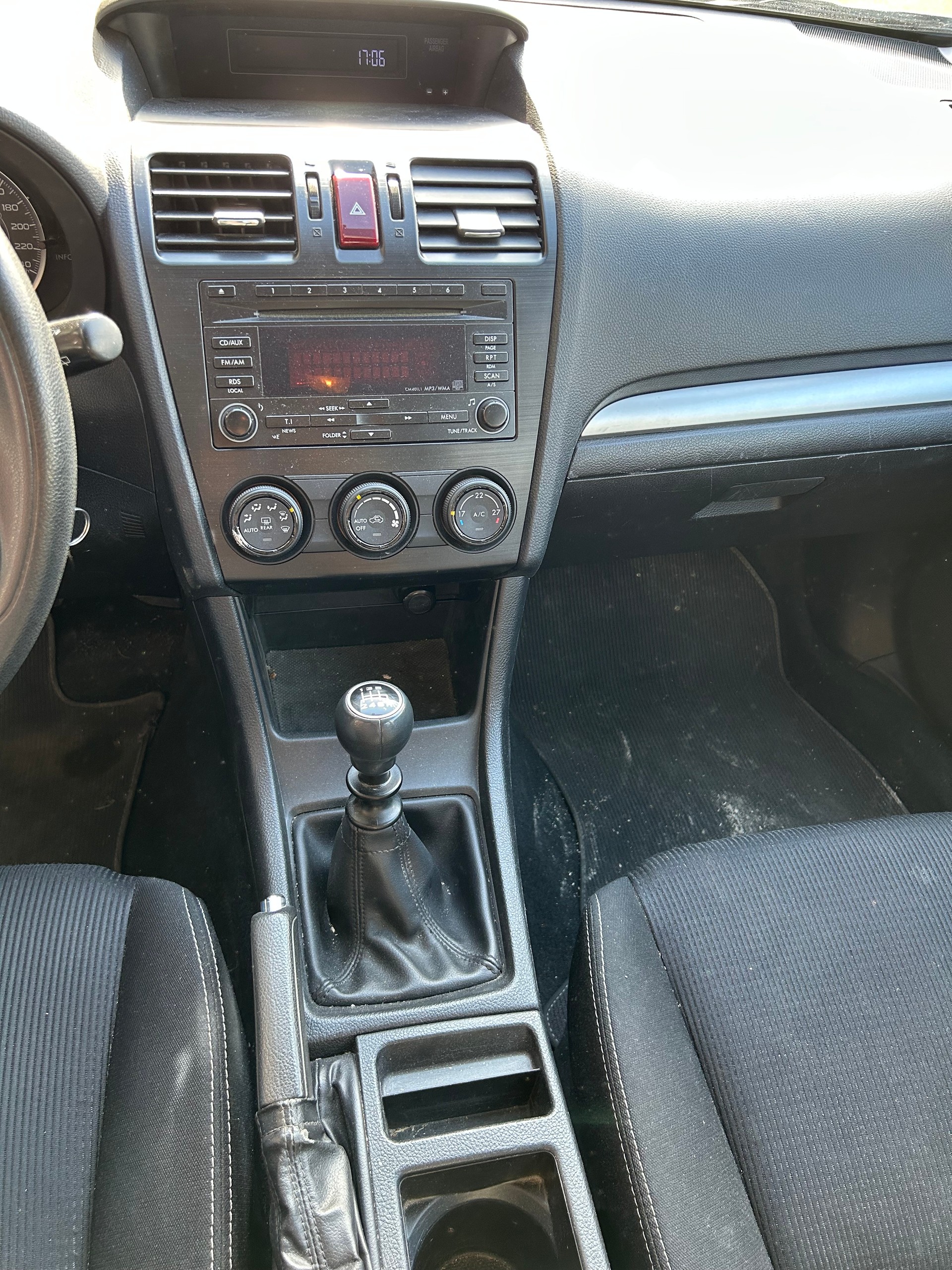 SUBARU XV 2.0D Swiss Three AWD-image-9