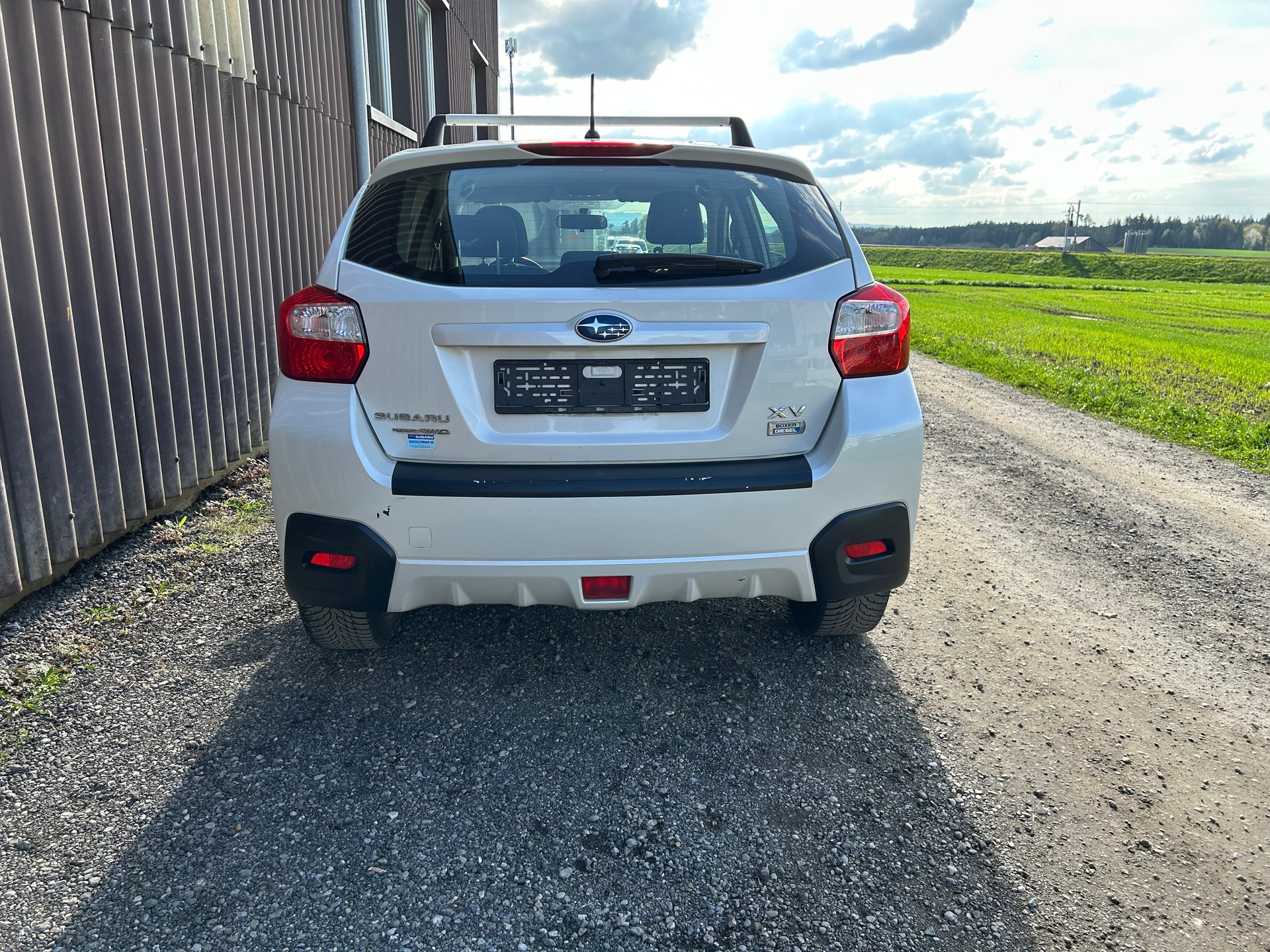 SUBARU XV 2.0D Swiss Three AWD-image-4