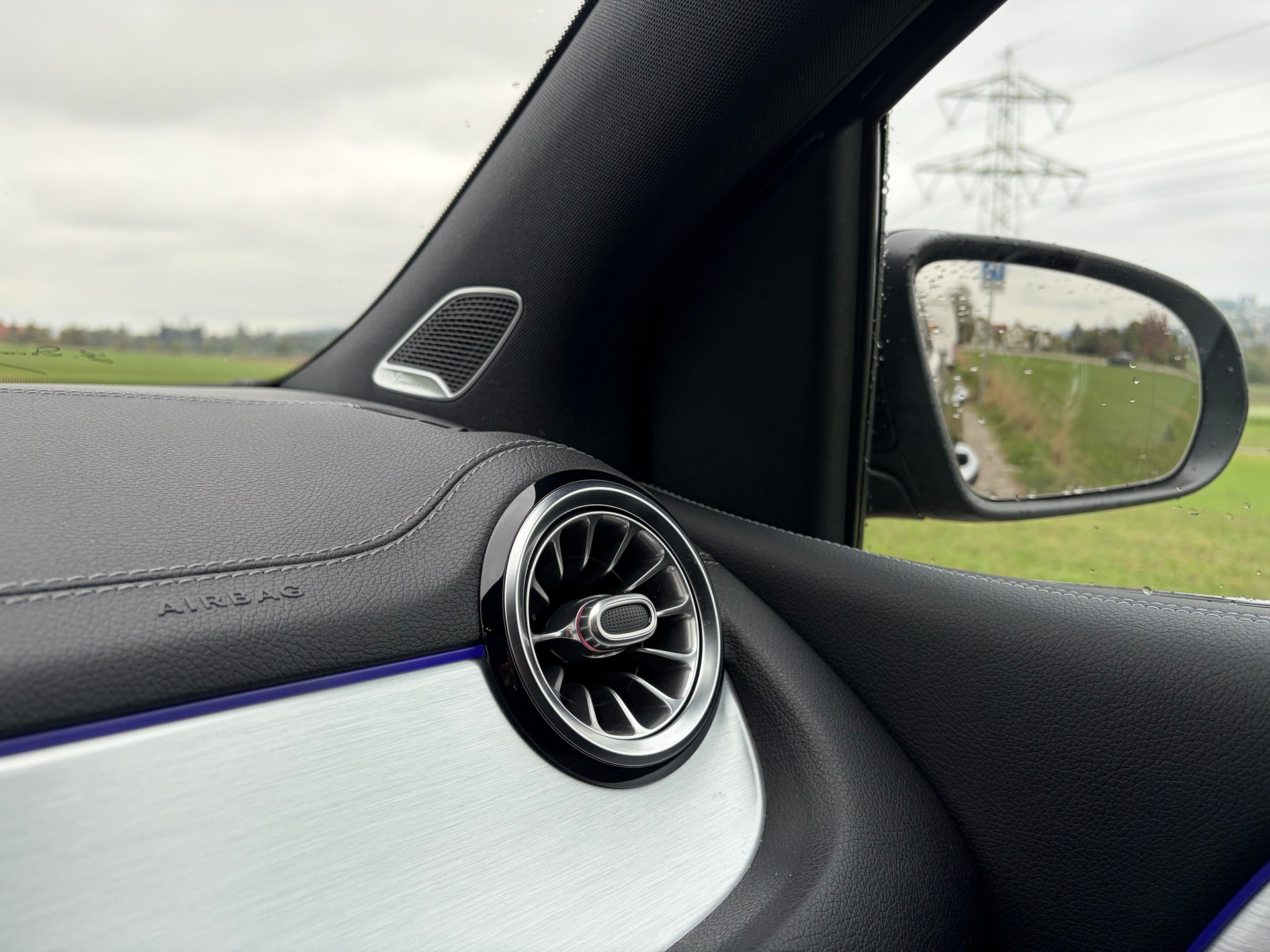 MERCEDES-BENZ B 220-image-5