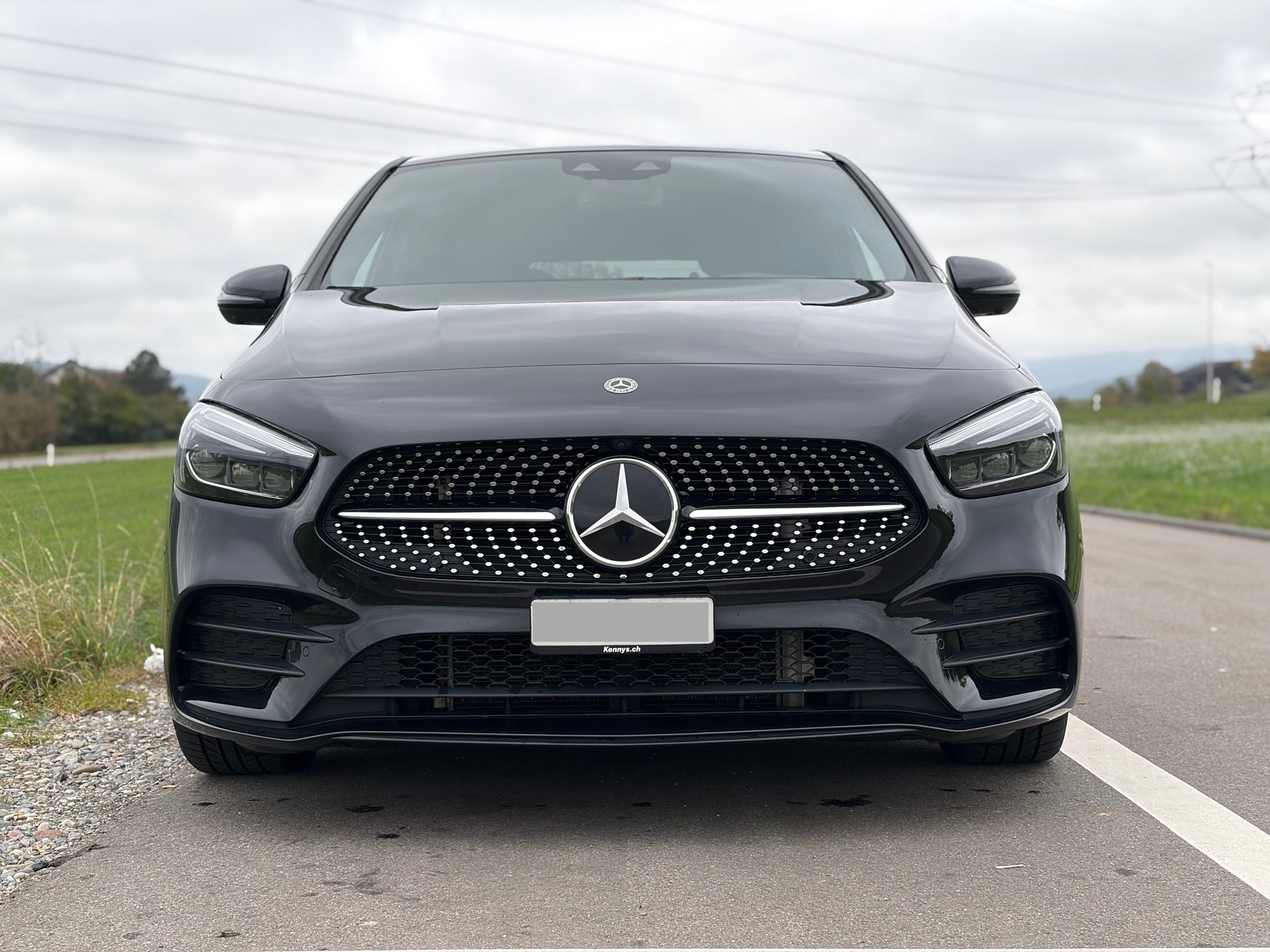 MERCEDES-BENZ B 220-image-2
